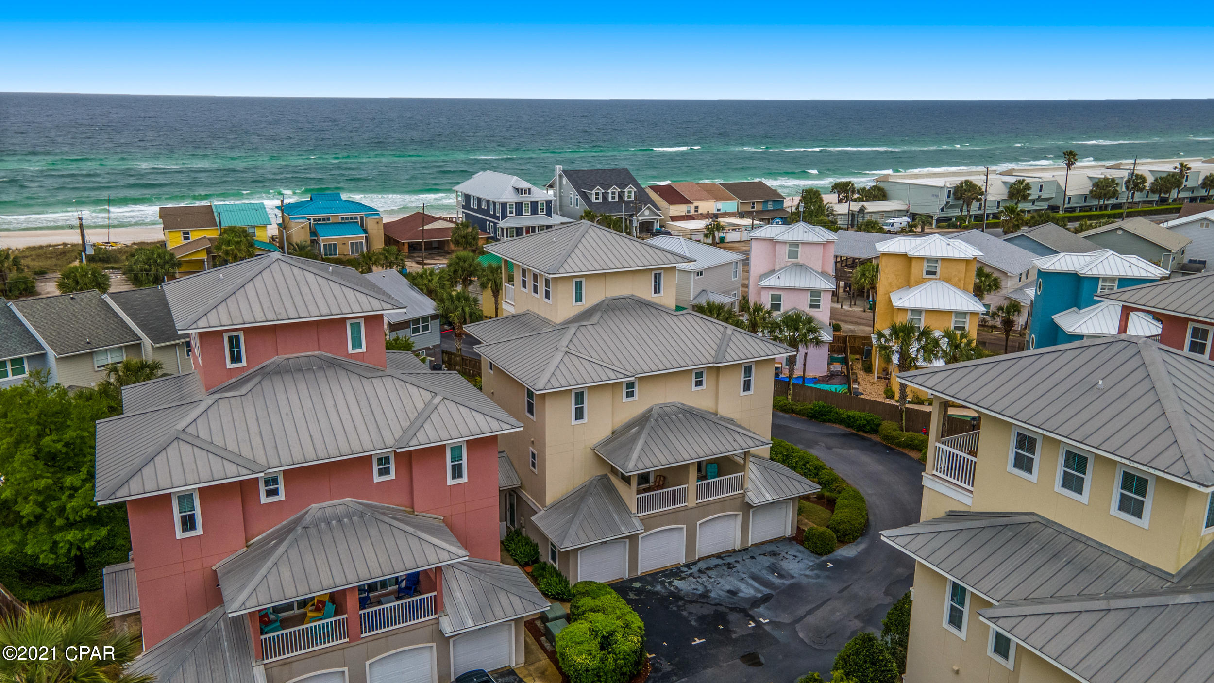 Casa Del Mar - Residential