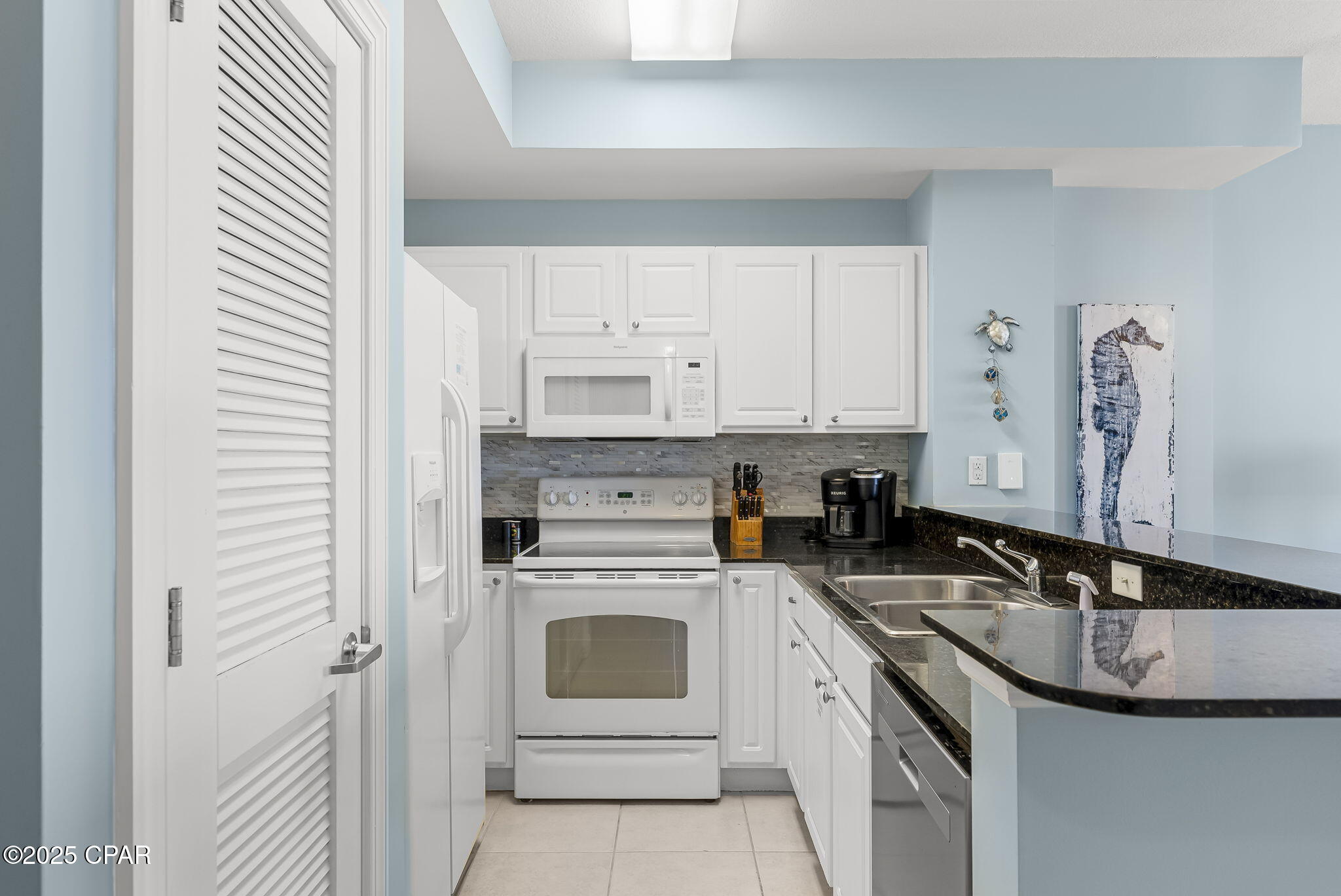 Sunrise Beach - Residential