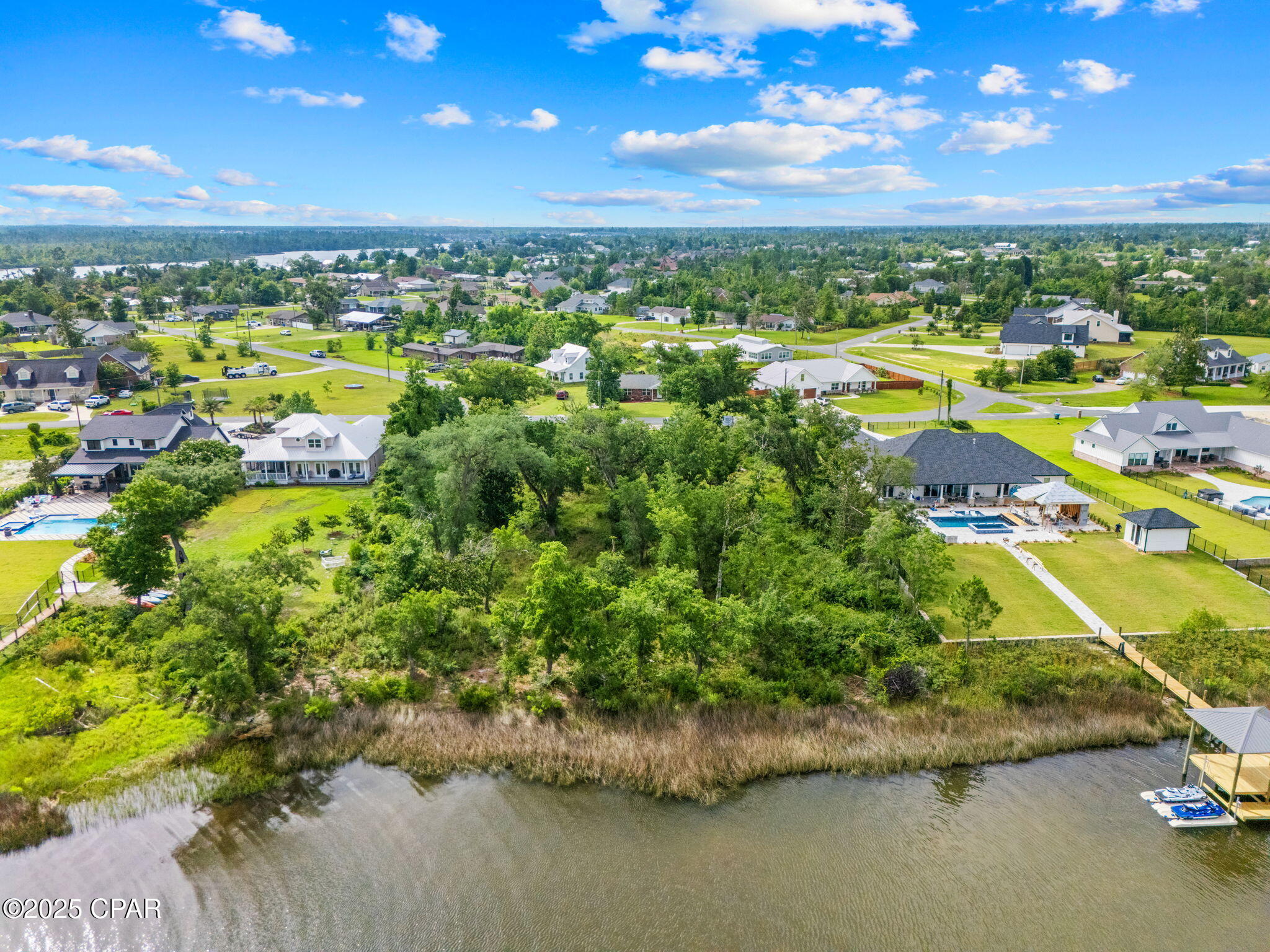 College Point 1st Add - Land