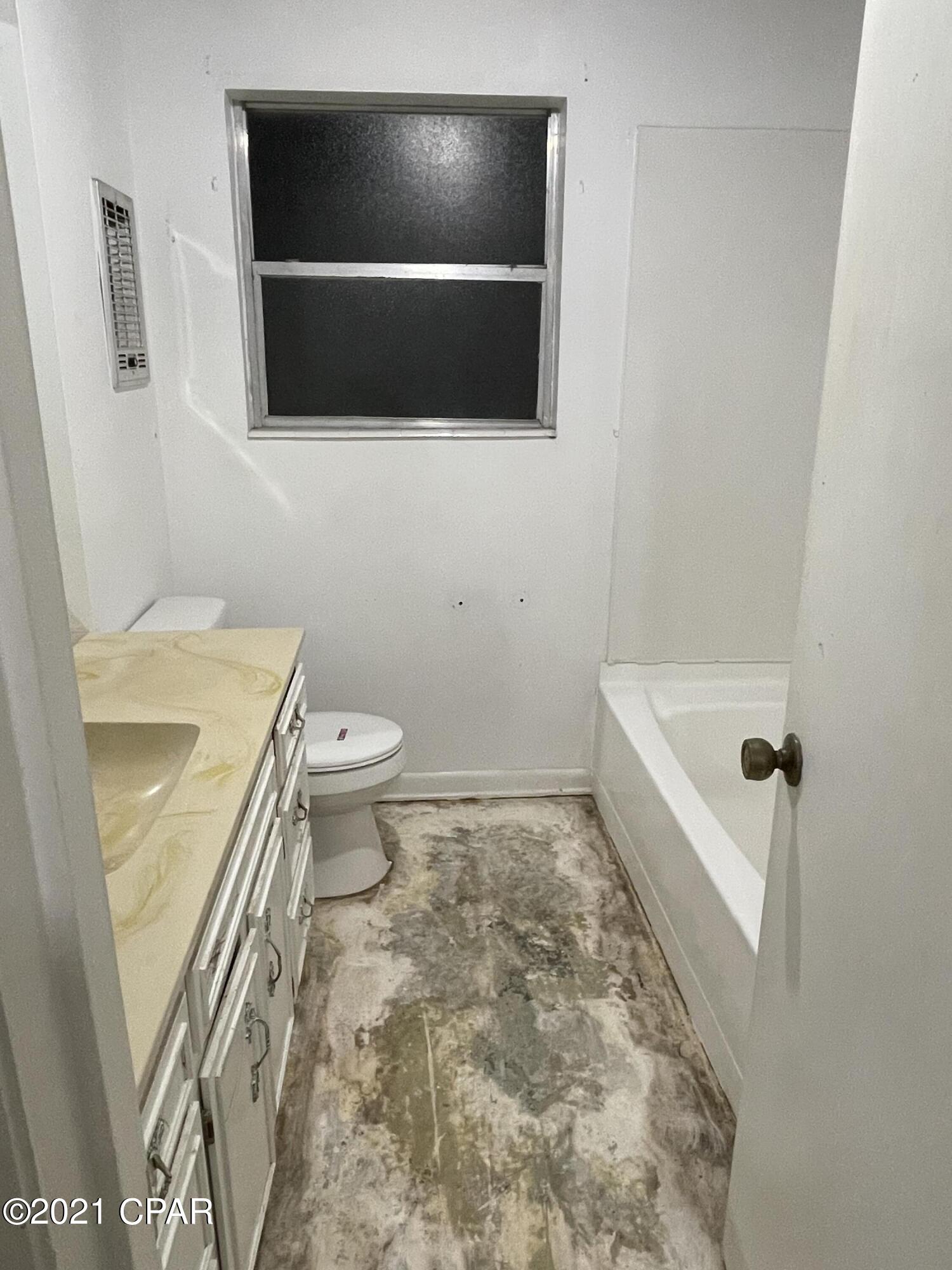 Boat Race Estates - Residential