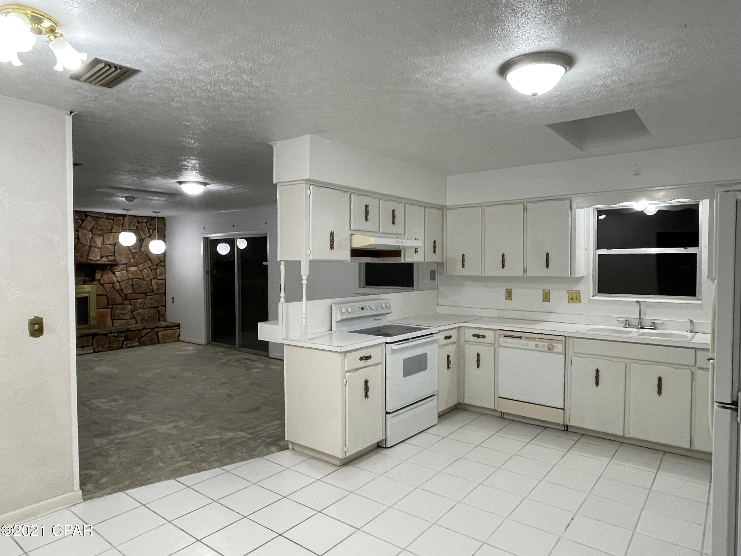 Boat Race Estates - Residential