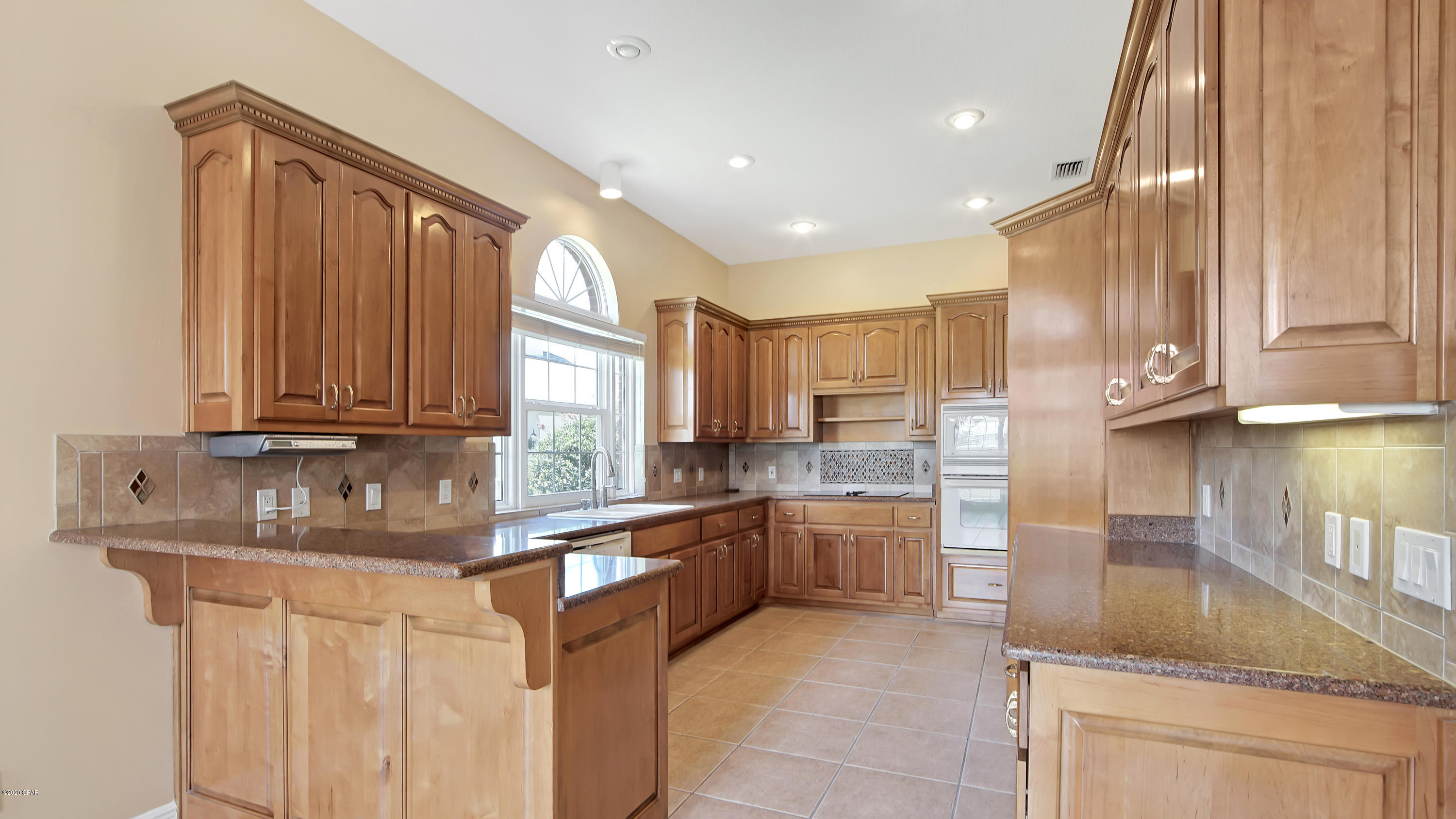 Bay Breeze - Residential