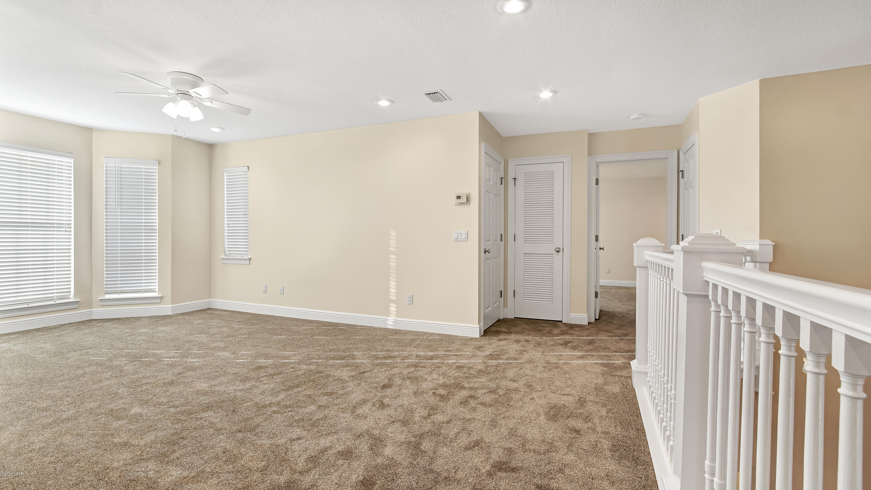 Bay Breeze - Residential