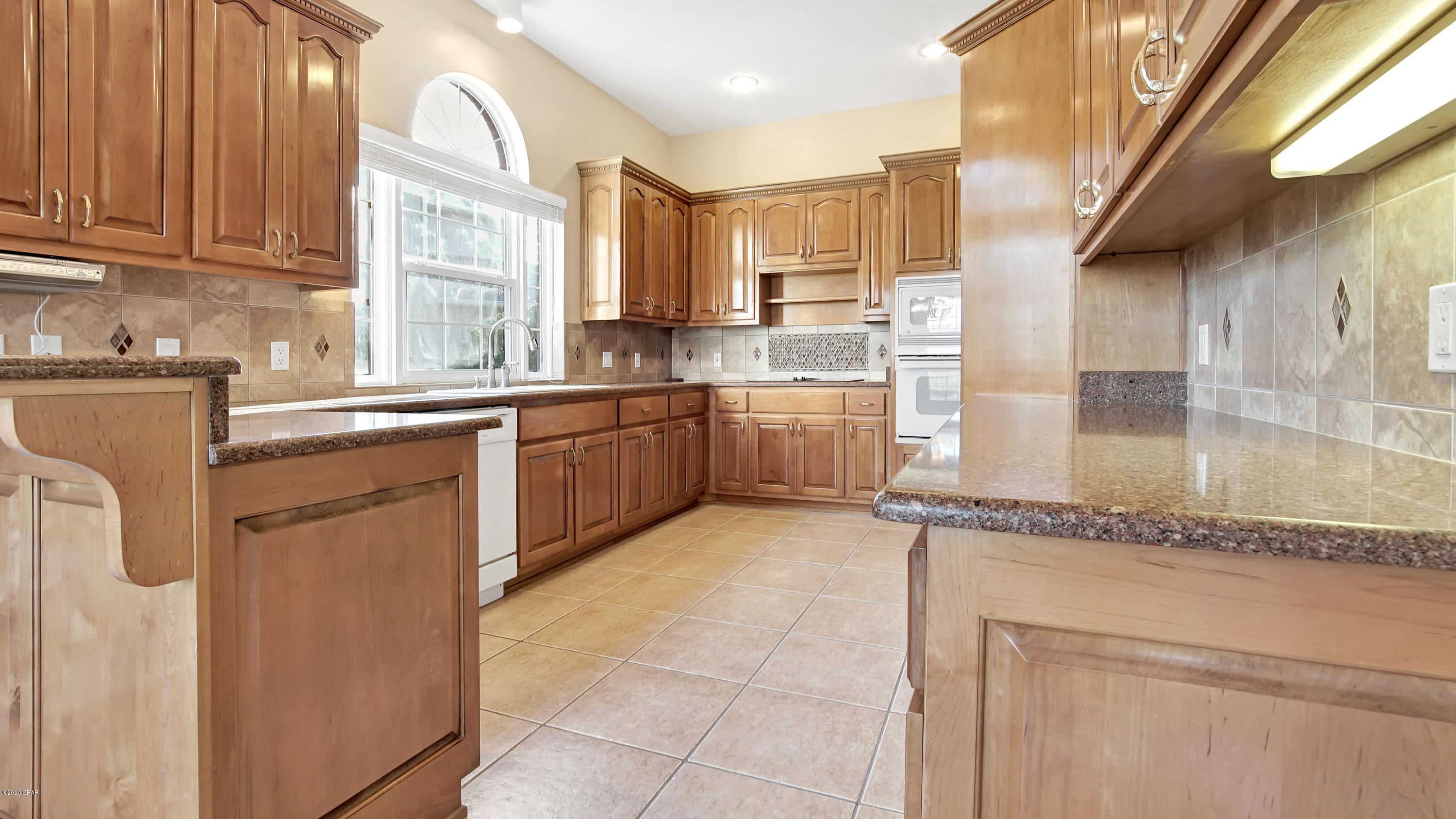 Bay Breeze - Residential