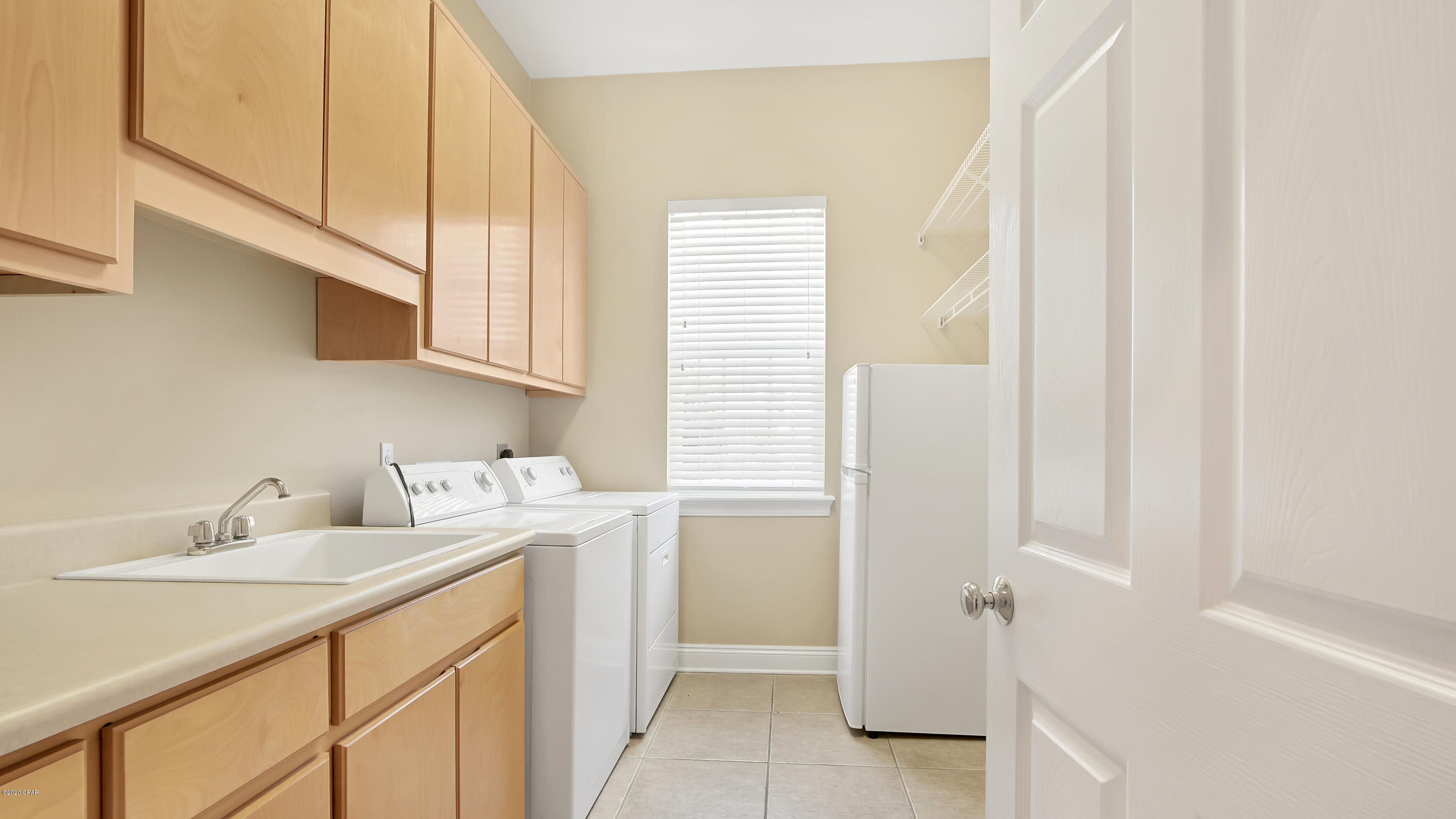 Bay Breeze - Residential