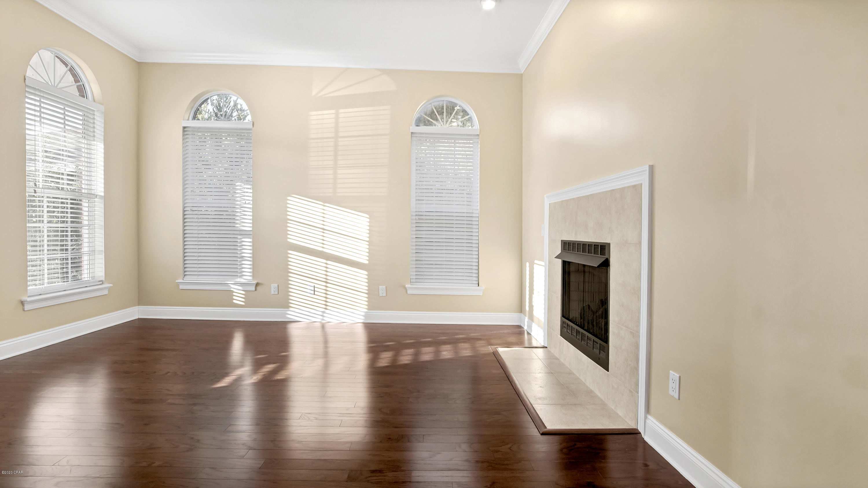 Bay Breeze - Residential