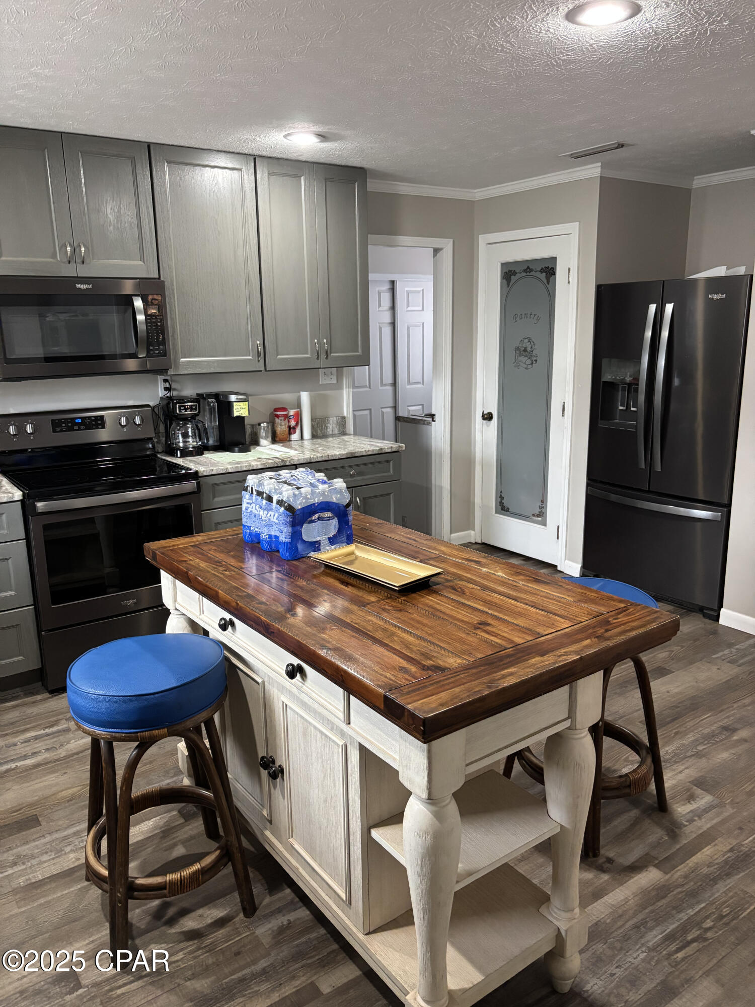 [No Recorded Subdiv] - Commercial Sale