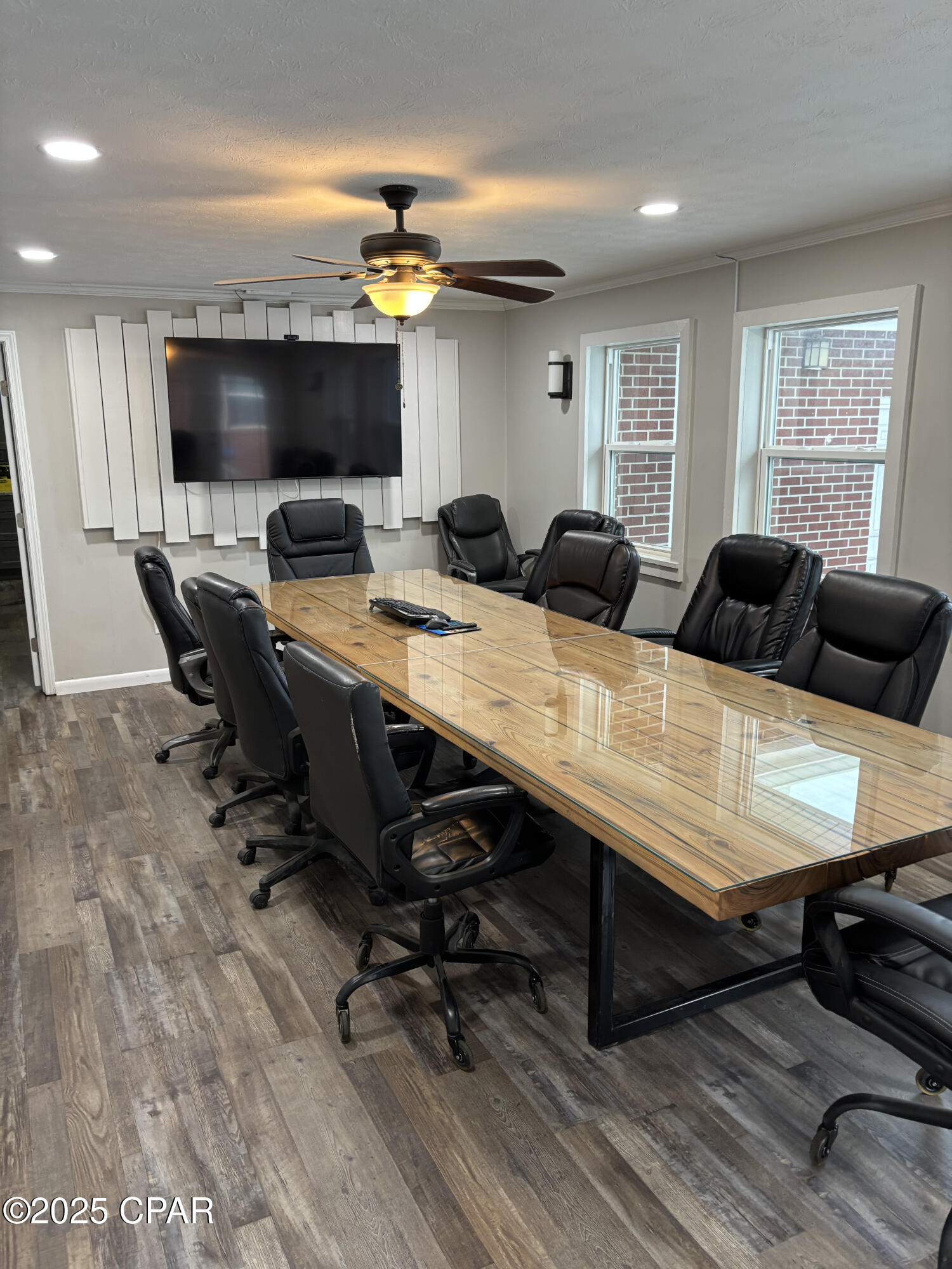 [No Recorded Subdiv] - Commercial Sale