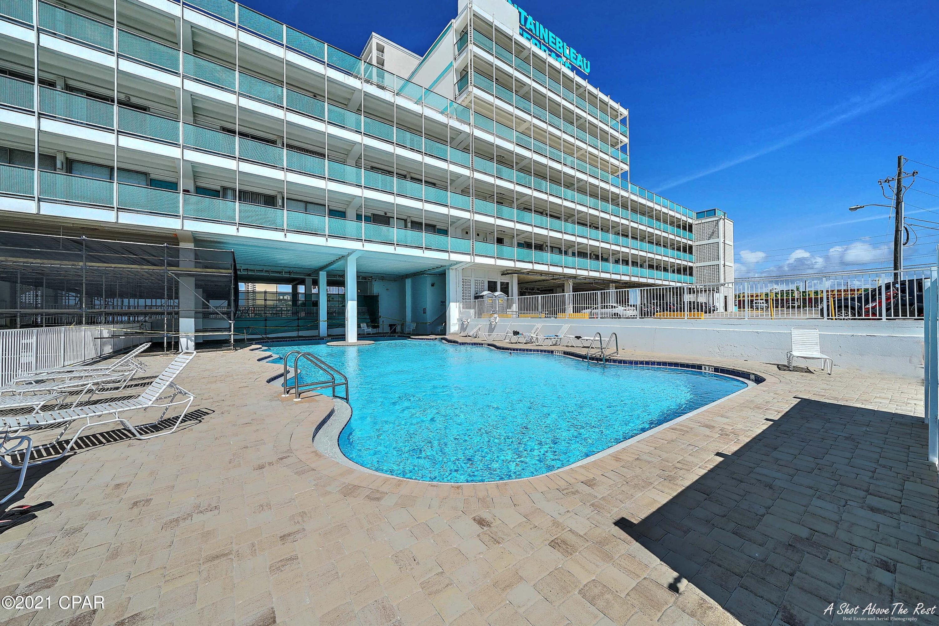 Fontainebleau Terrace - Residential