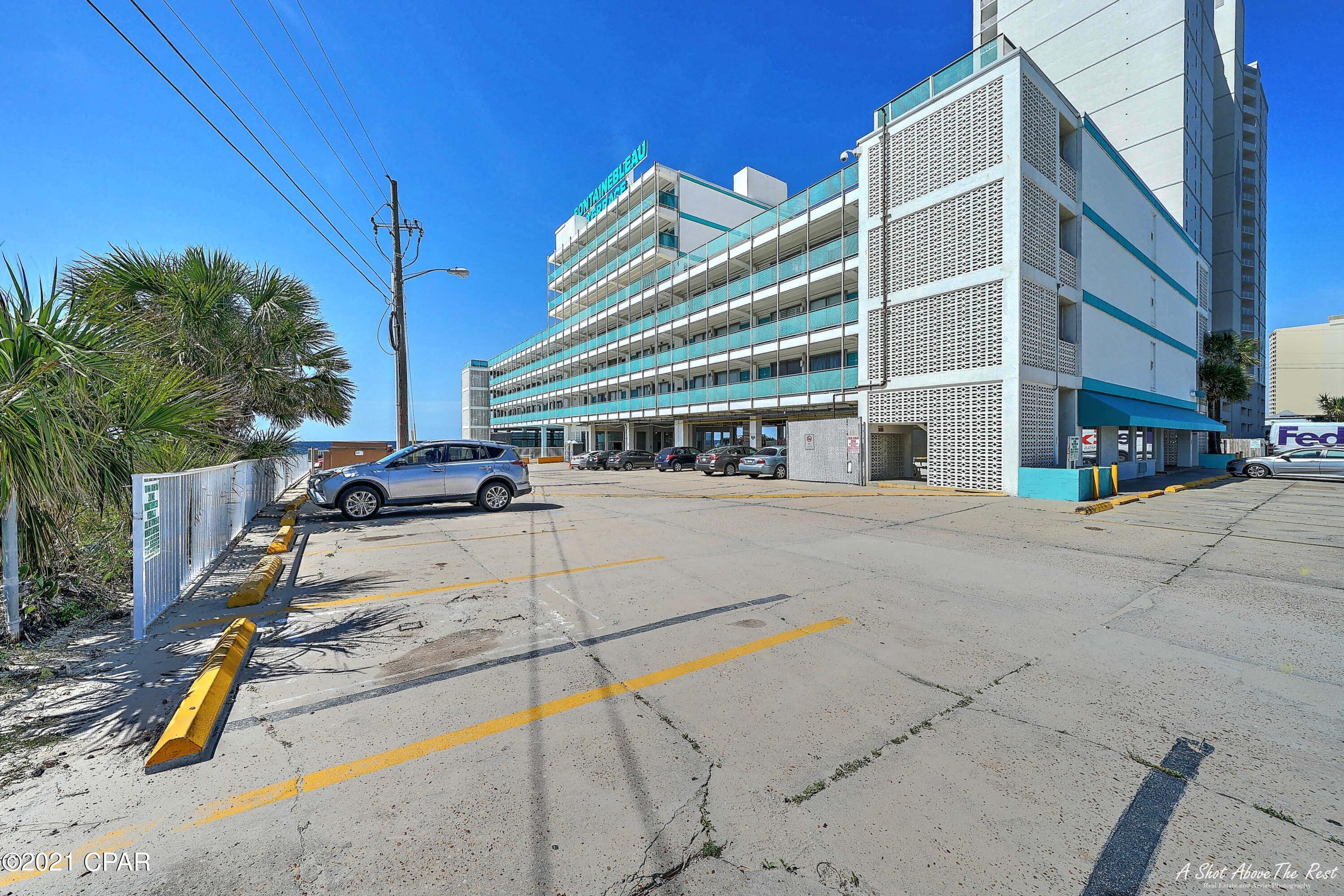 Fontainebleau Terrace - Residential
