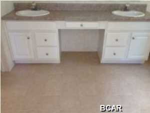 Panama Pines - Residential