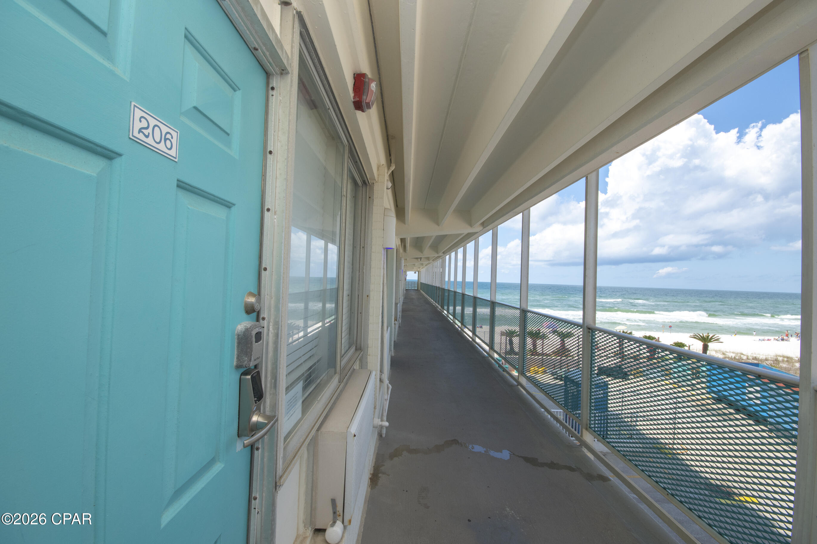 Fontainebleau Terrace - Residential