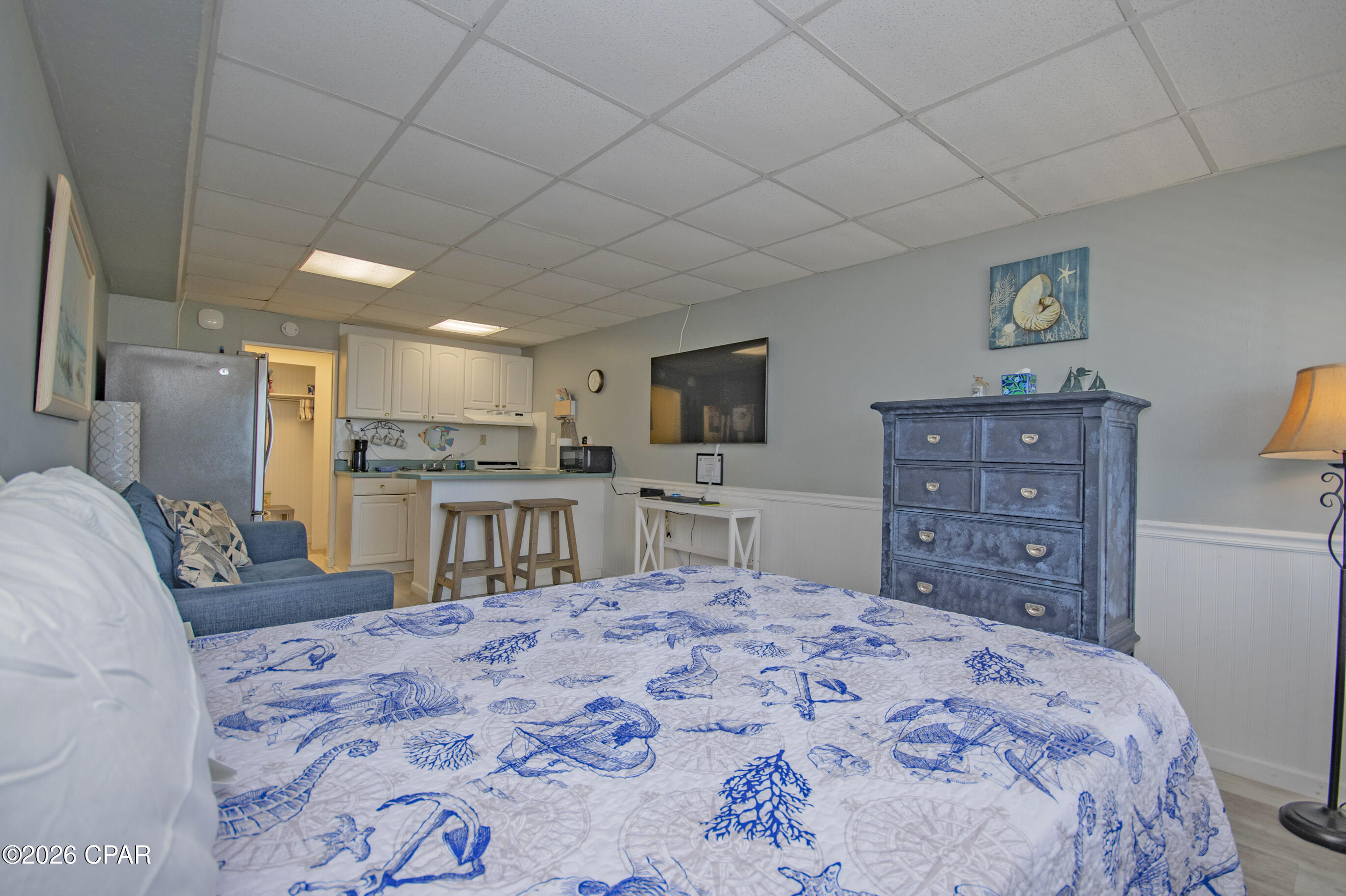 Fontainebleau Terrace - Residential