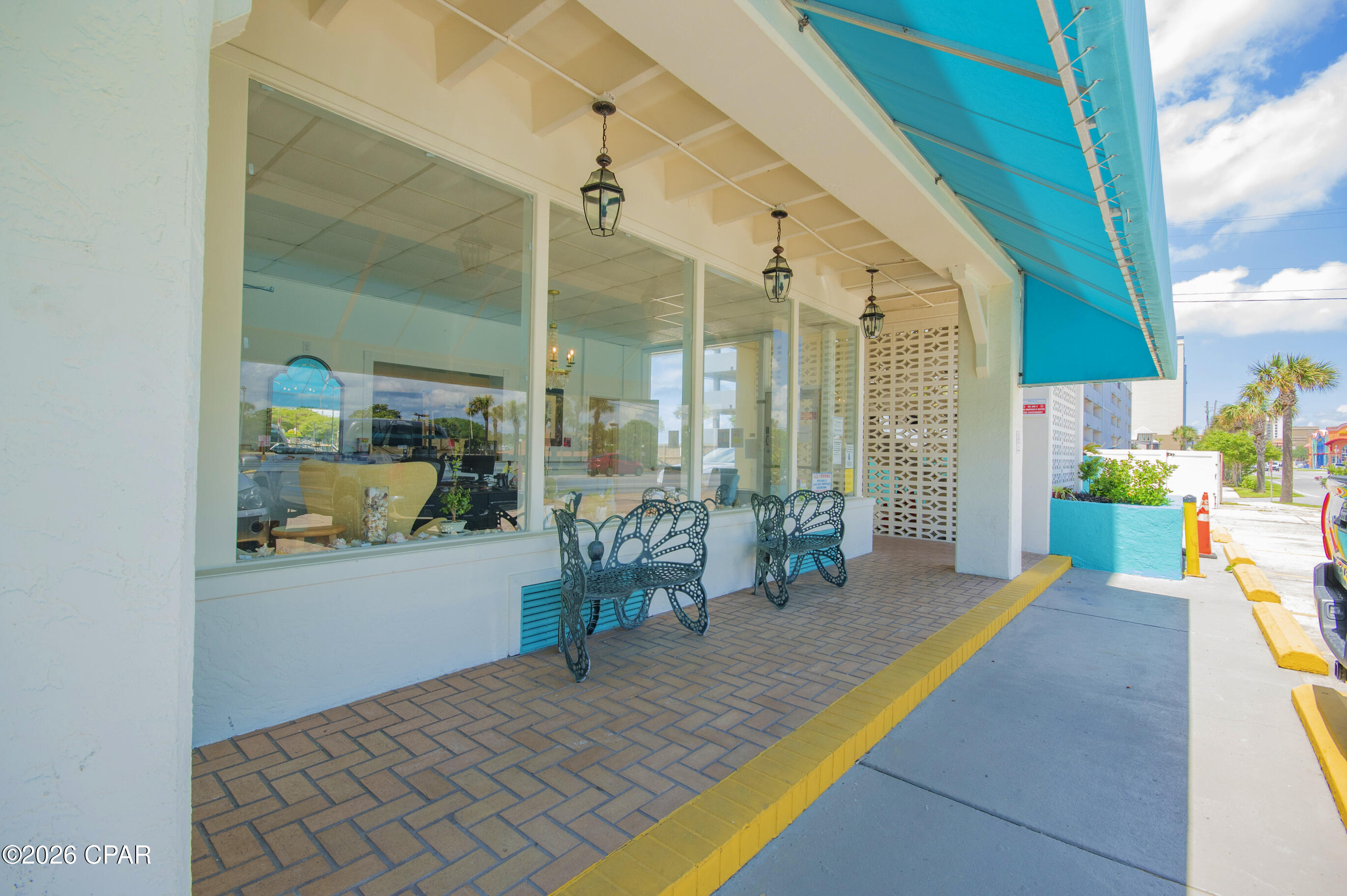 Fontainebleau Terrace - Residential