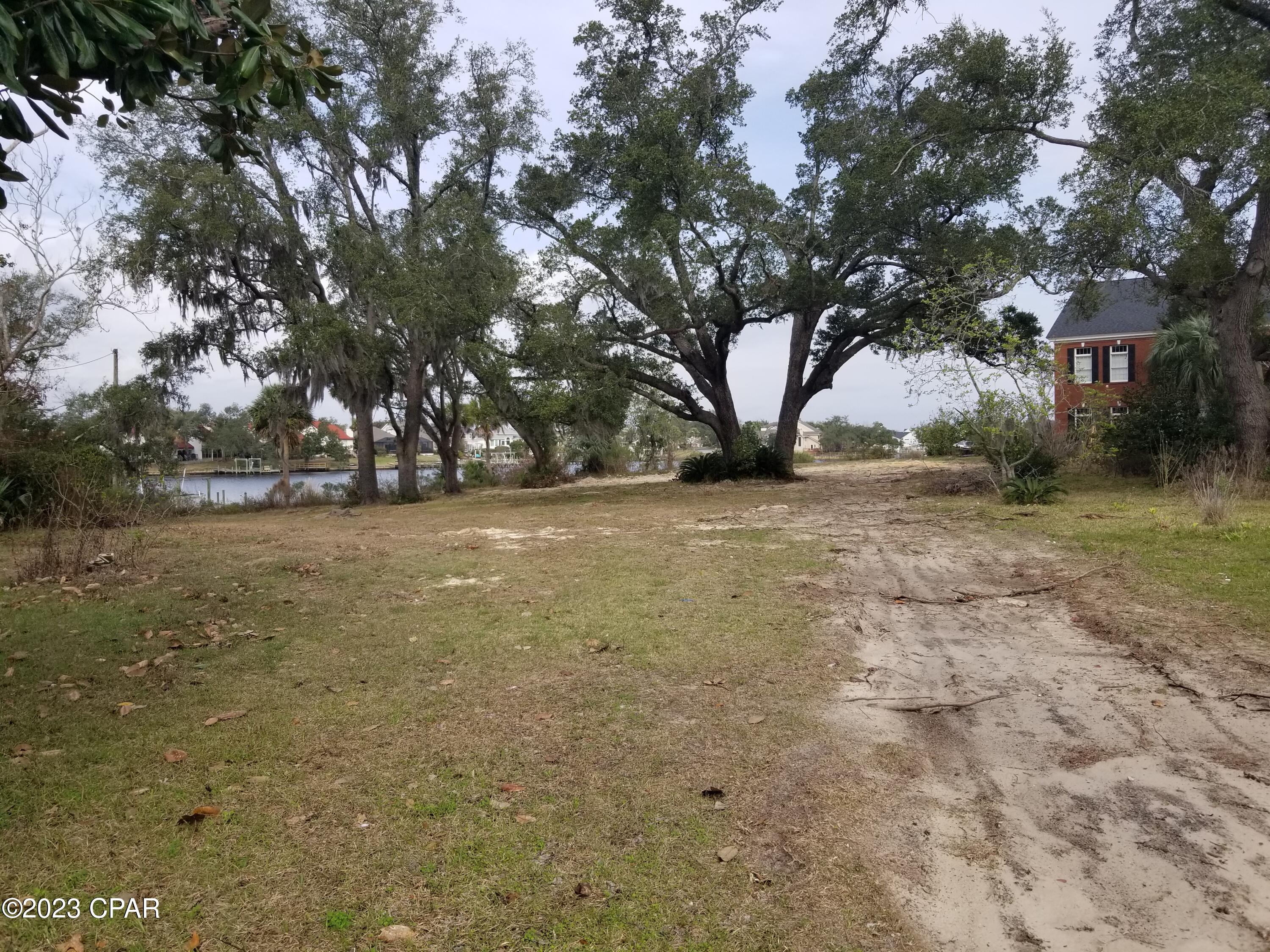 College Point Est 1st Sec - Land