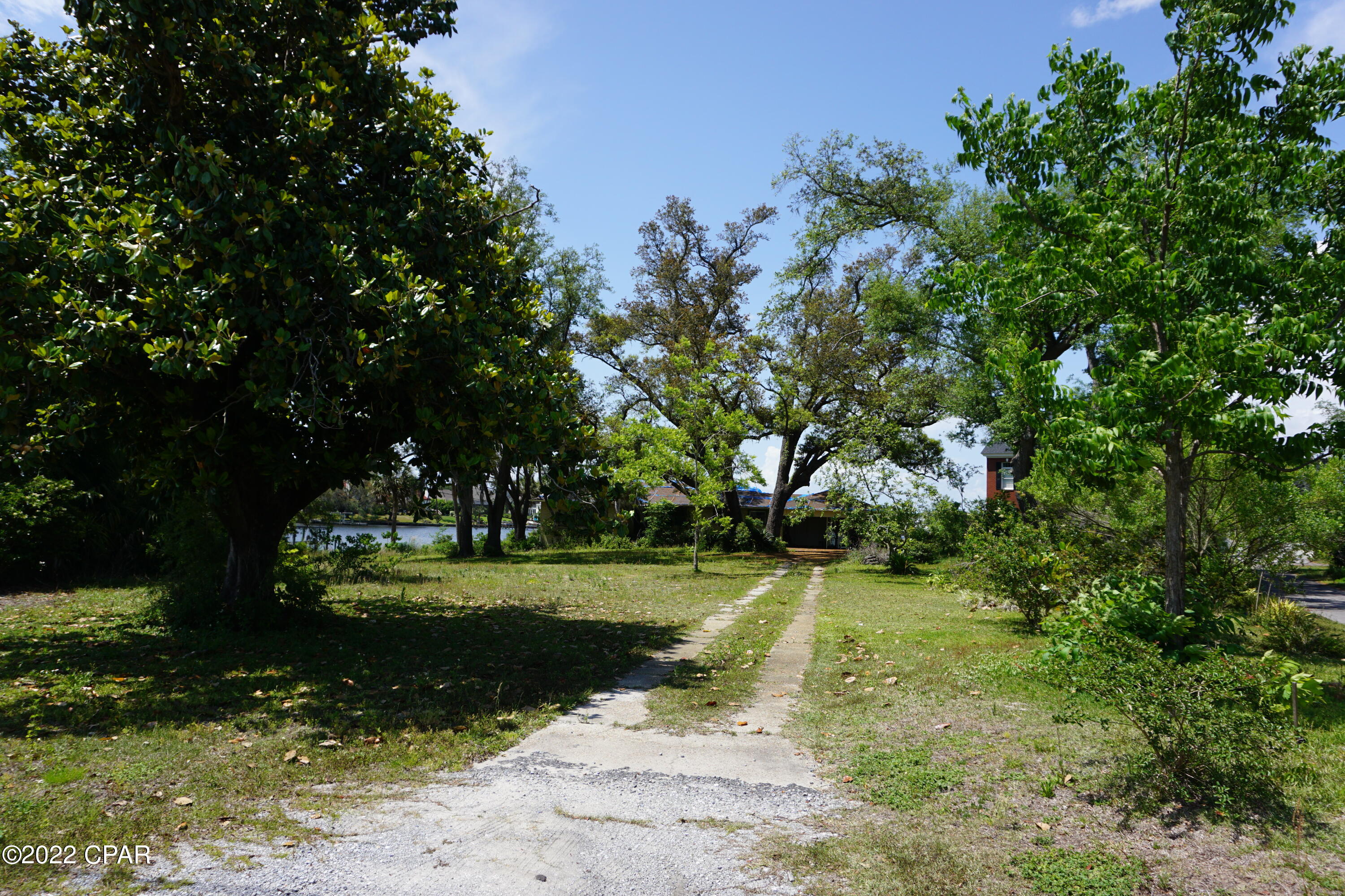 College Point Est 1st Sec - Land