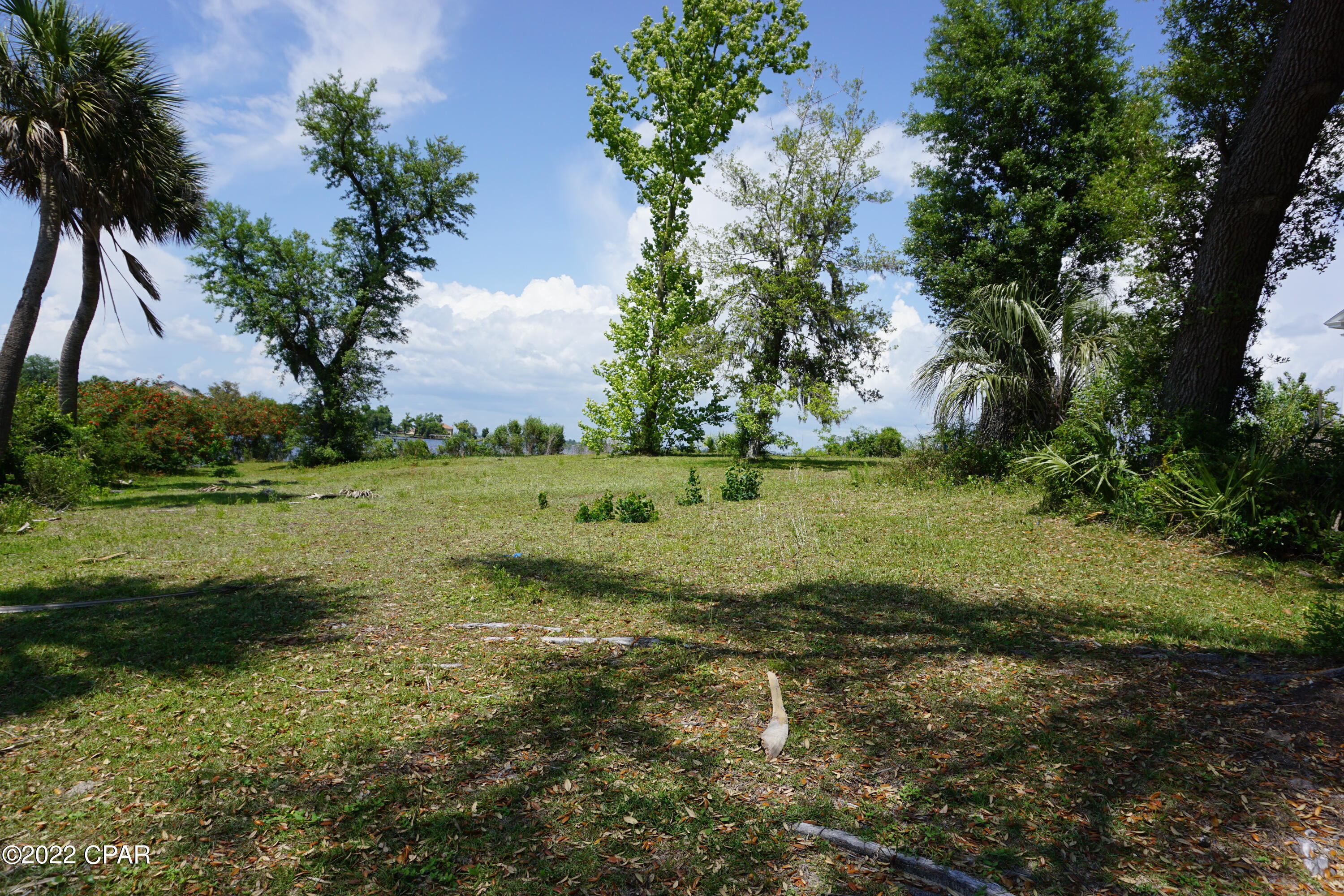 College Point Est 1st Sec - Land