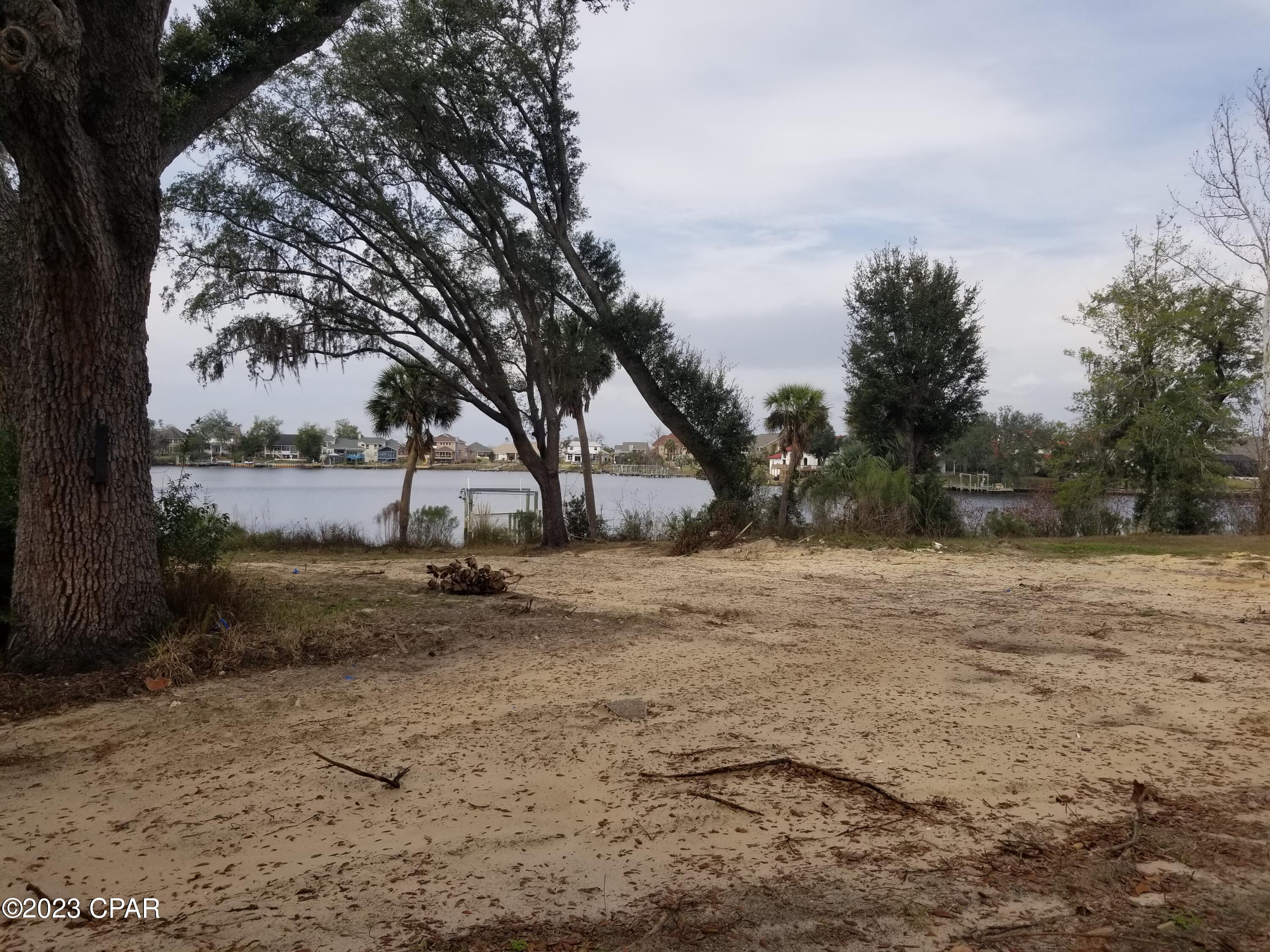 College Point Est 1st Sec - Land