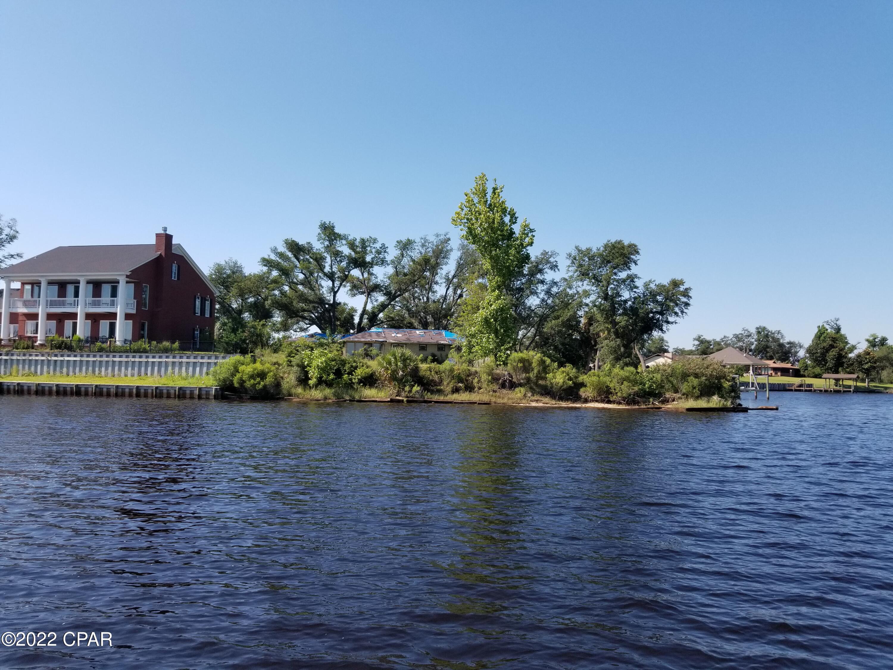 College Point Est 1st Sec - Land