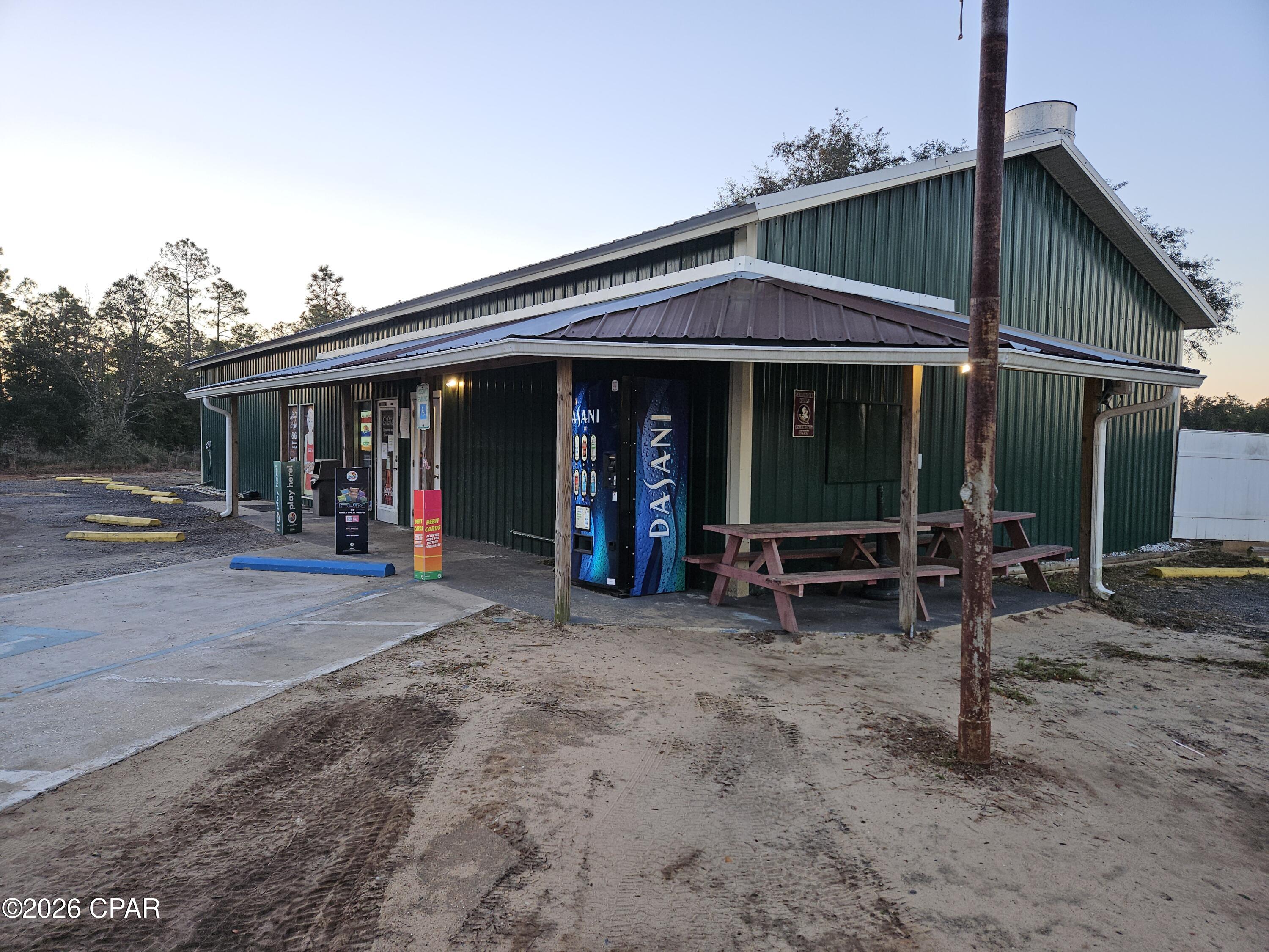 [No Recorded Subdiv] - Commercial Sale