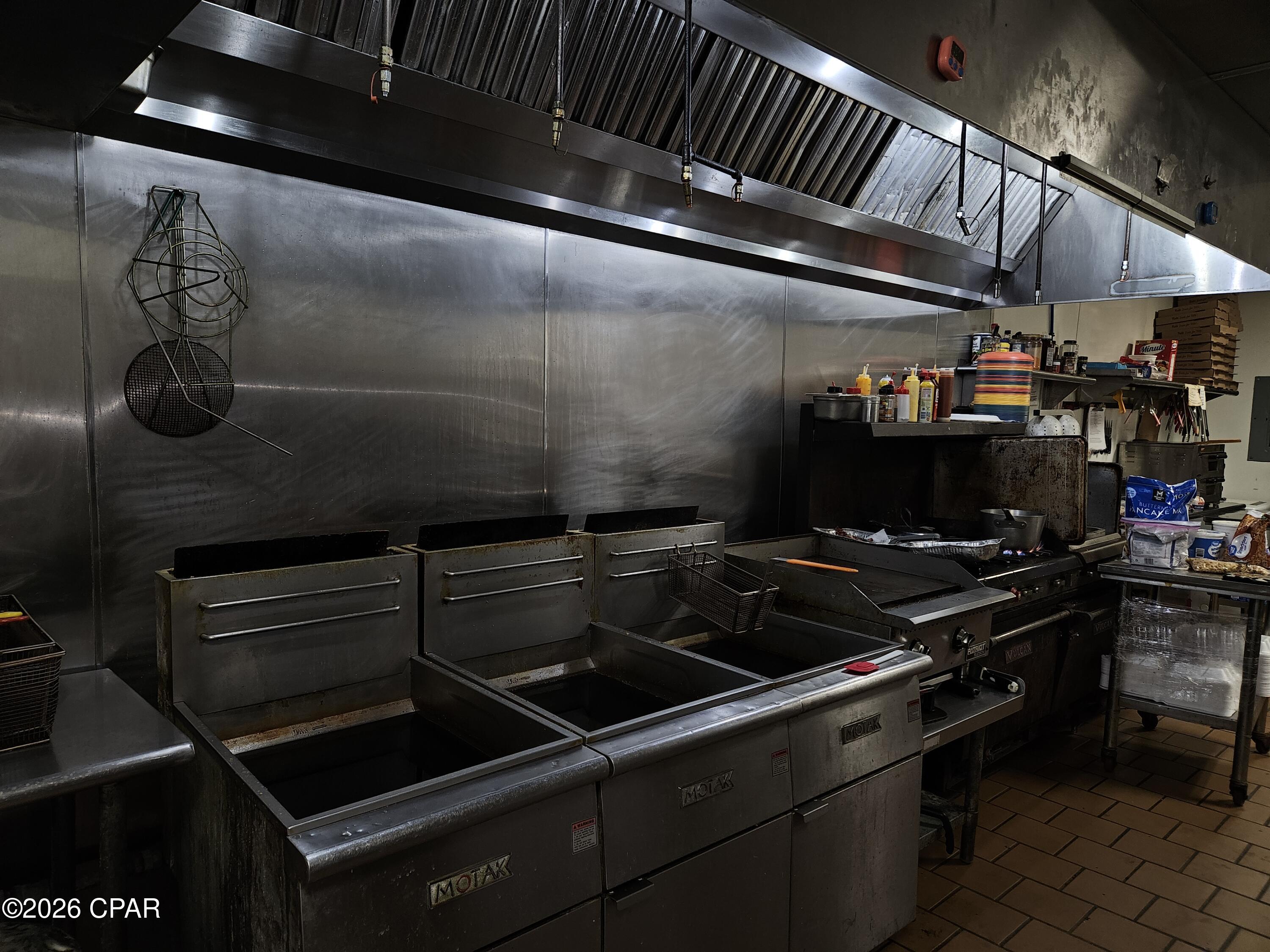 [No Recorded Subdiv] - Commercial Sale