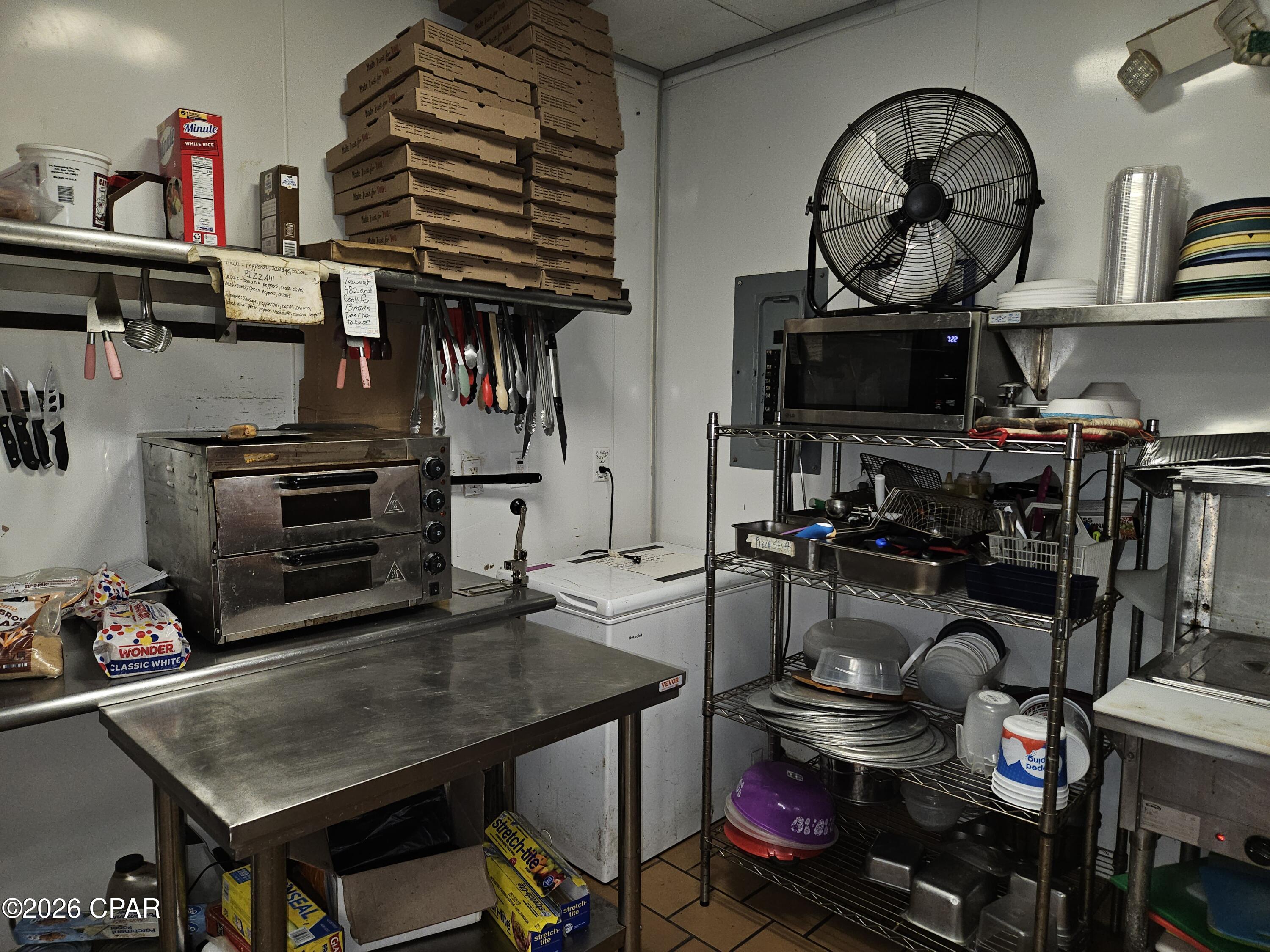 [No Recorded Subdiv] - Commercial Sale