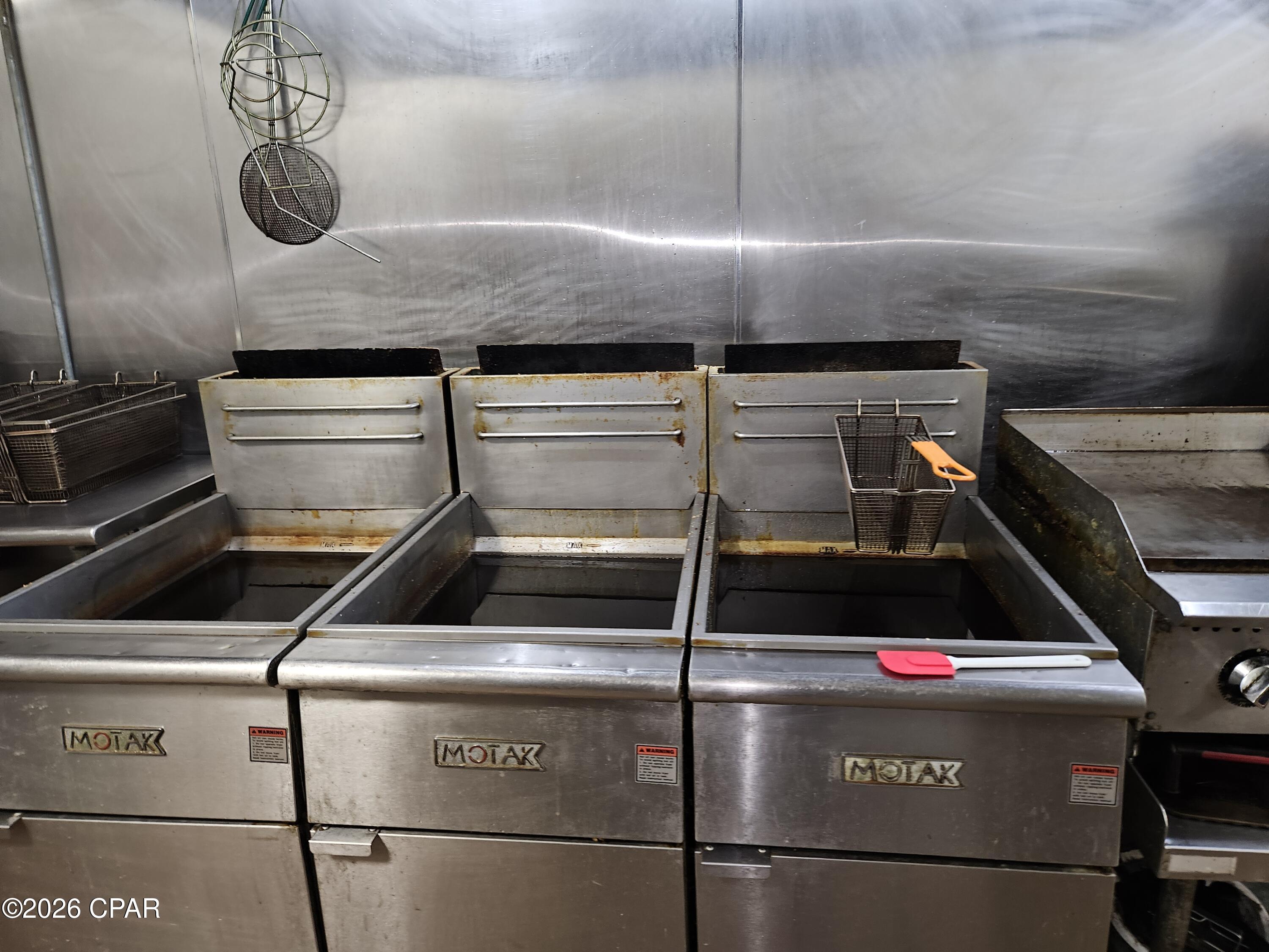 [No Recorded Subdiv] - Commercial Sale