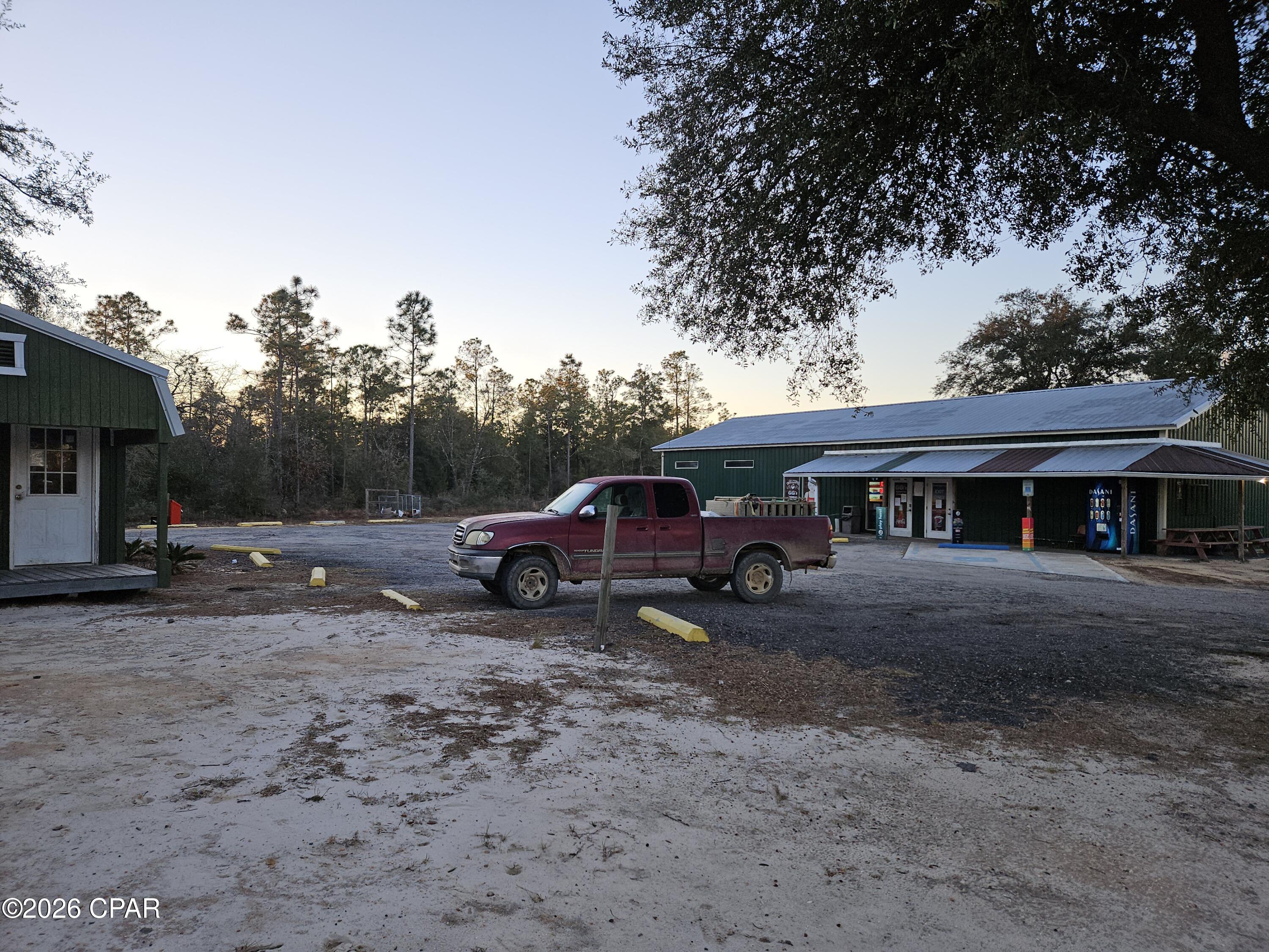 [No Recorded Subdiv] - Commercial Sale