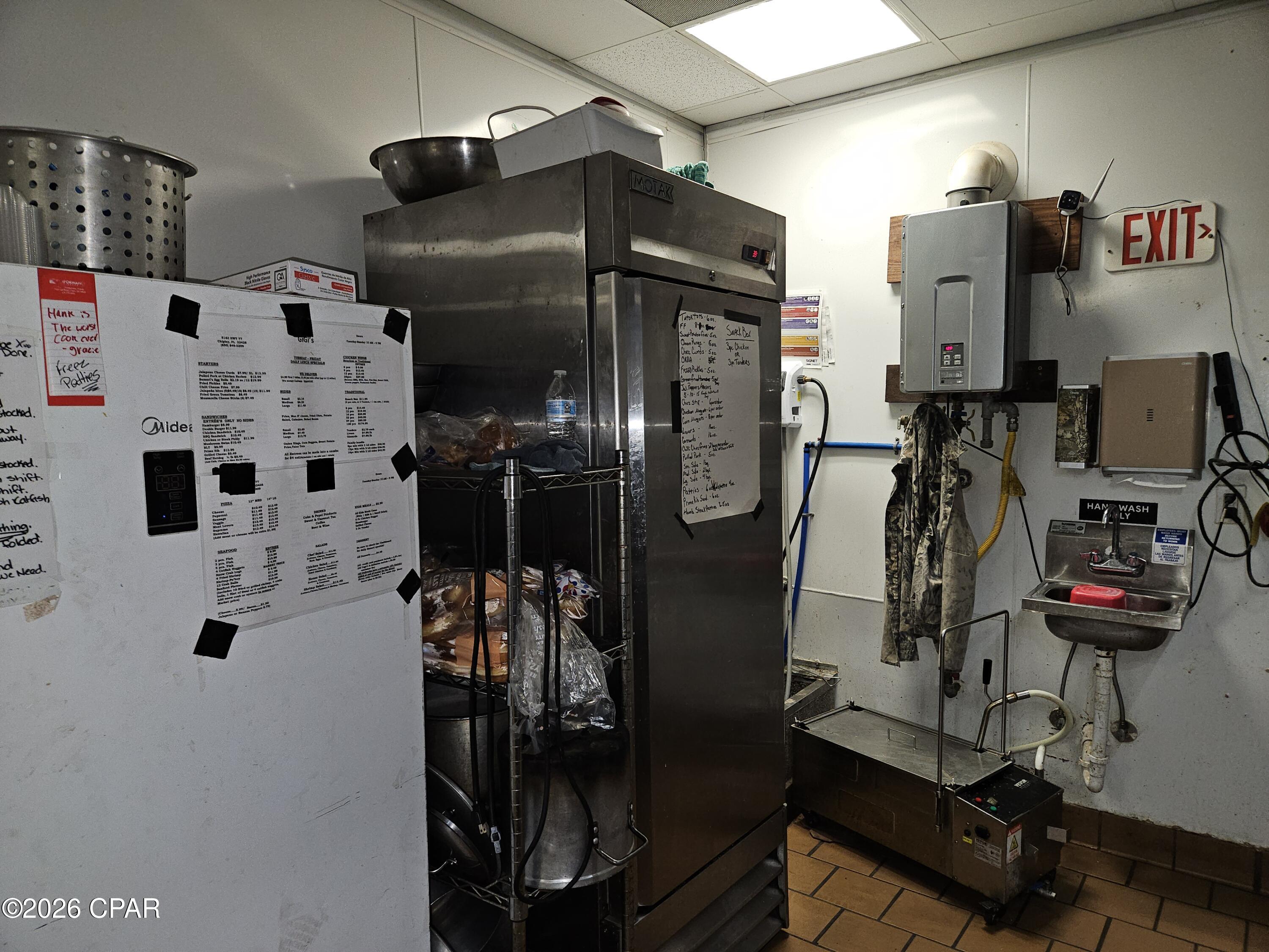 [No Recorded Subdiv] - Commercial Sale