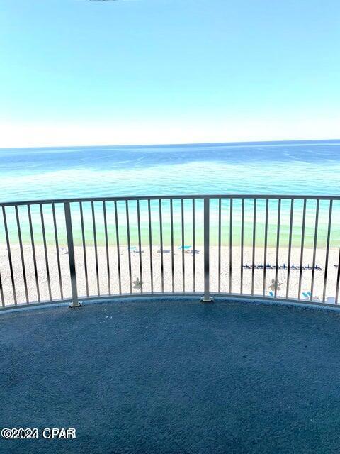 Twin Palms Resort - Residential