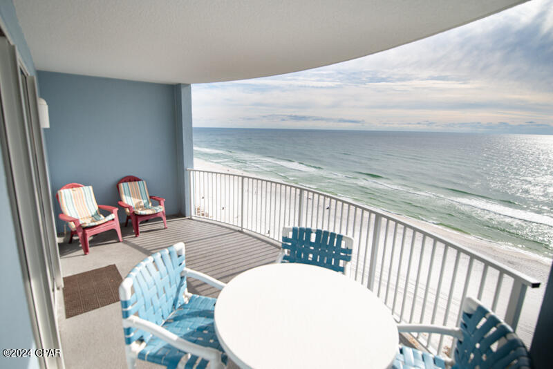 Twin Palms Resort - Residential