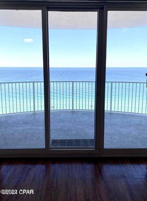 Twin Palms Resort - Residential