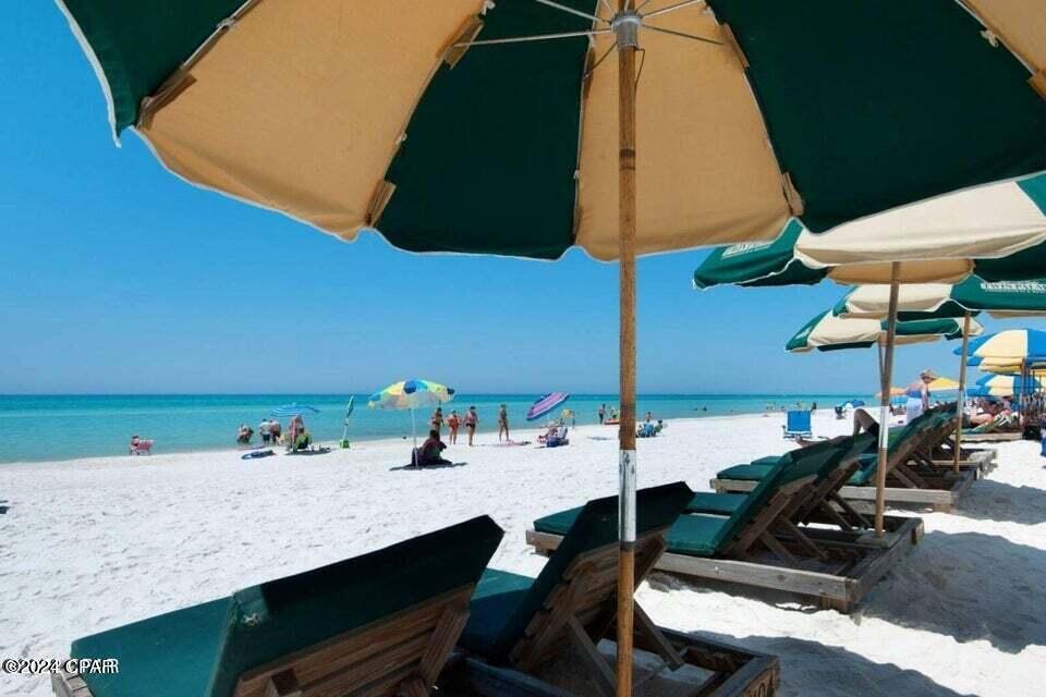 Twin Palms Resort - Residential