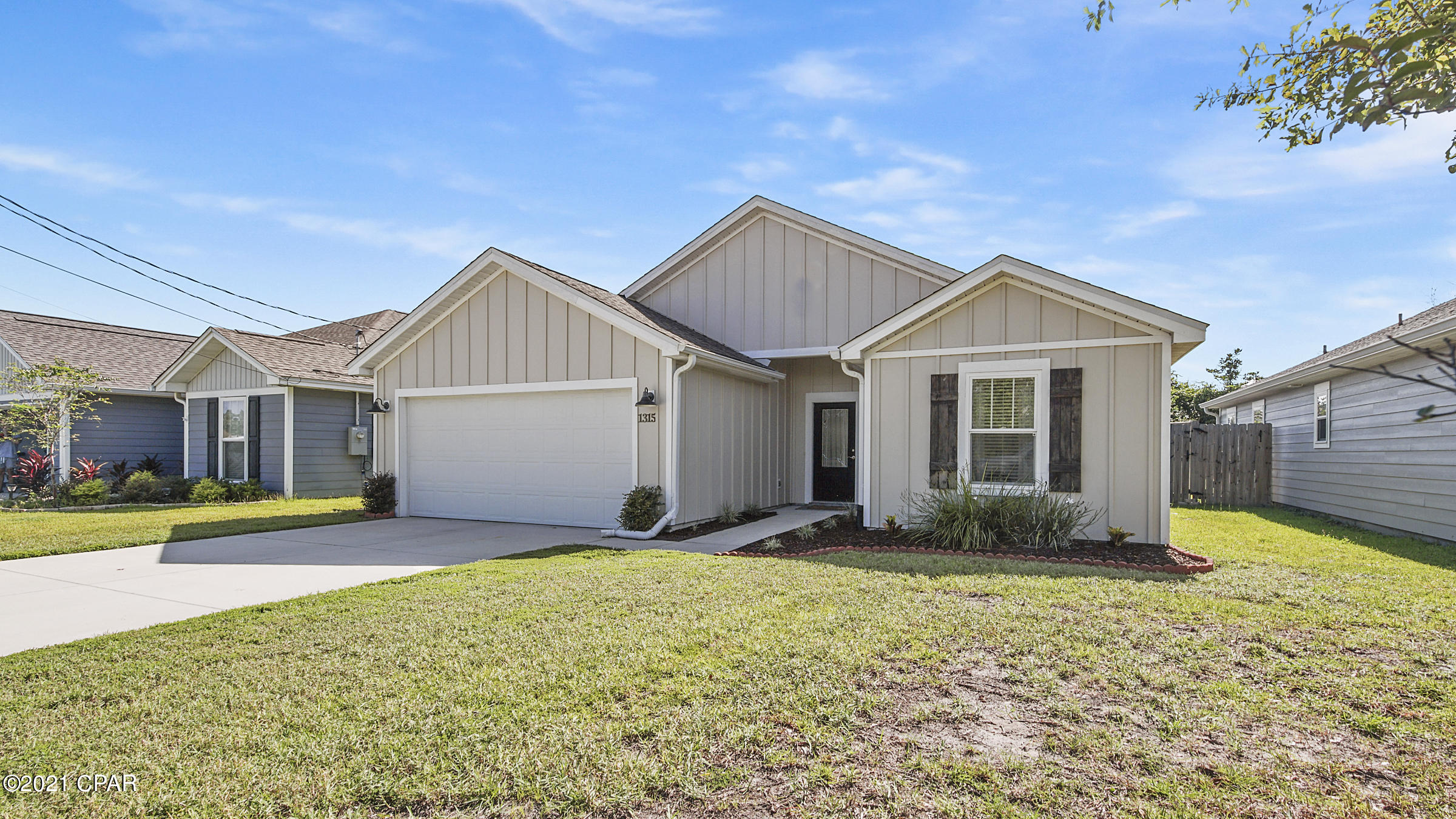 [No Recorded Subdiv] - Residential