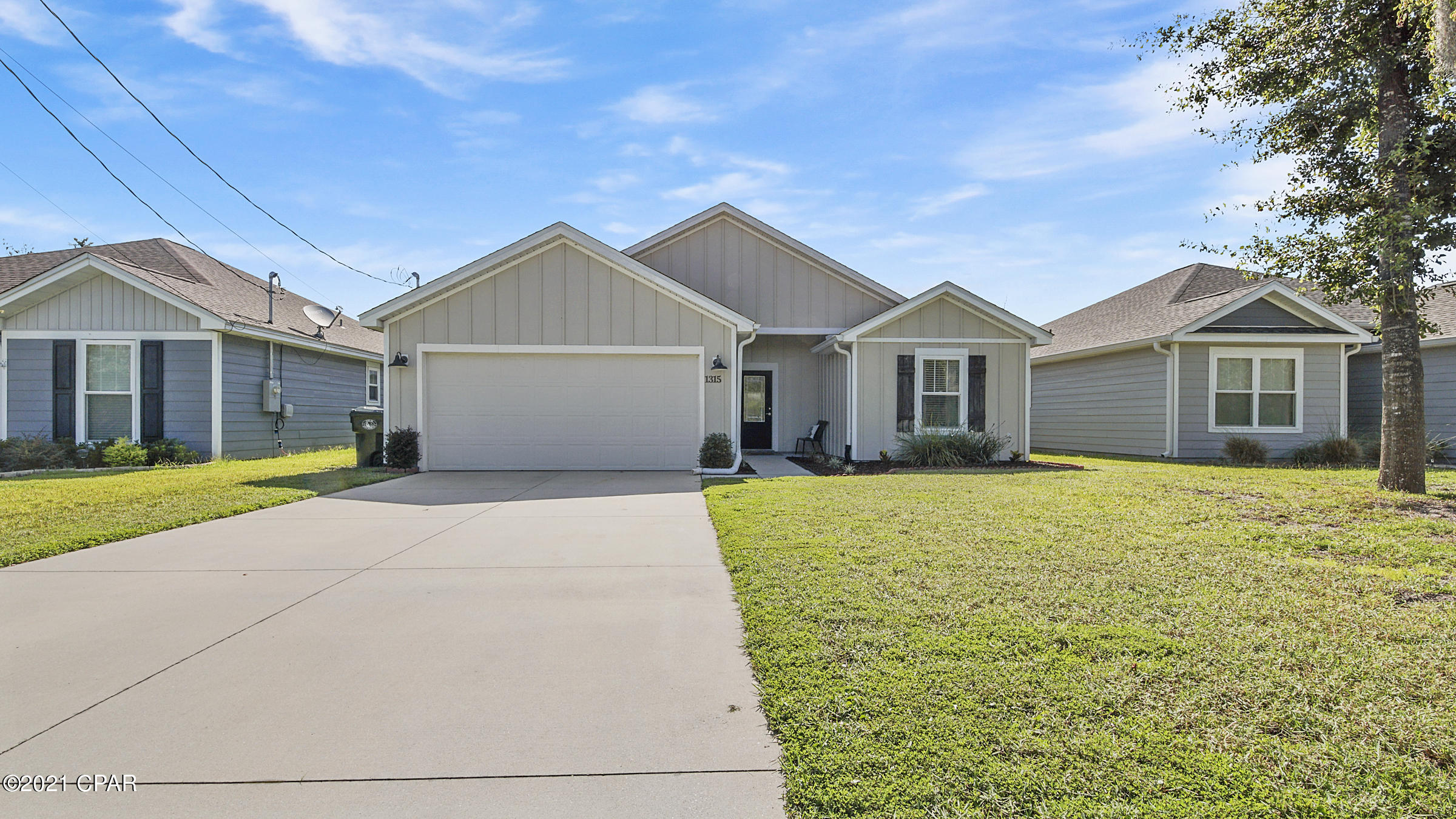 [No Recorded Subdiv] - Residential