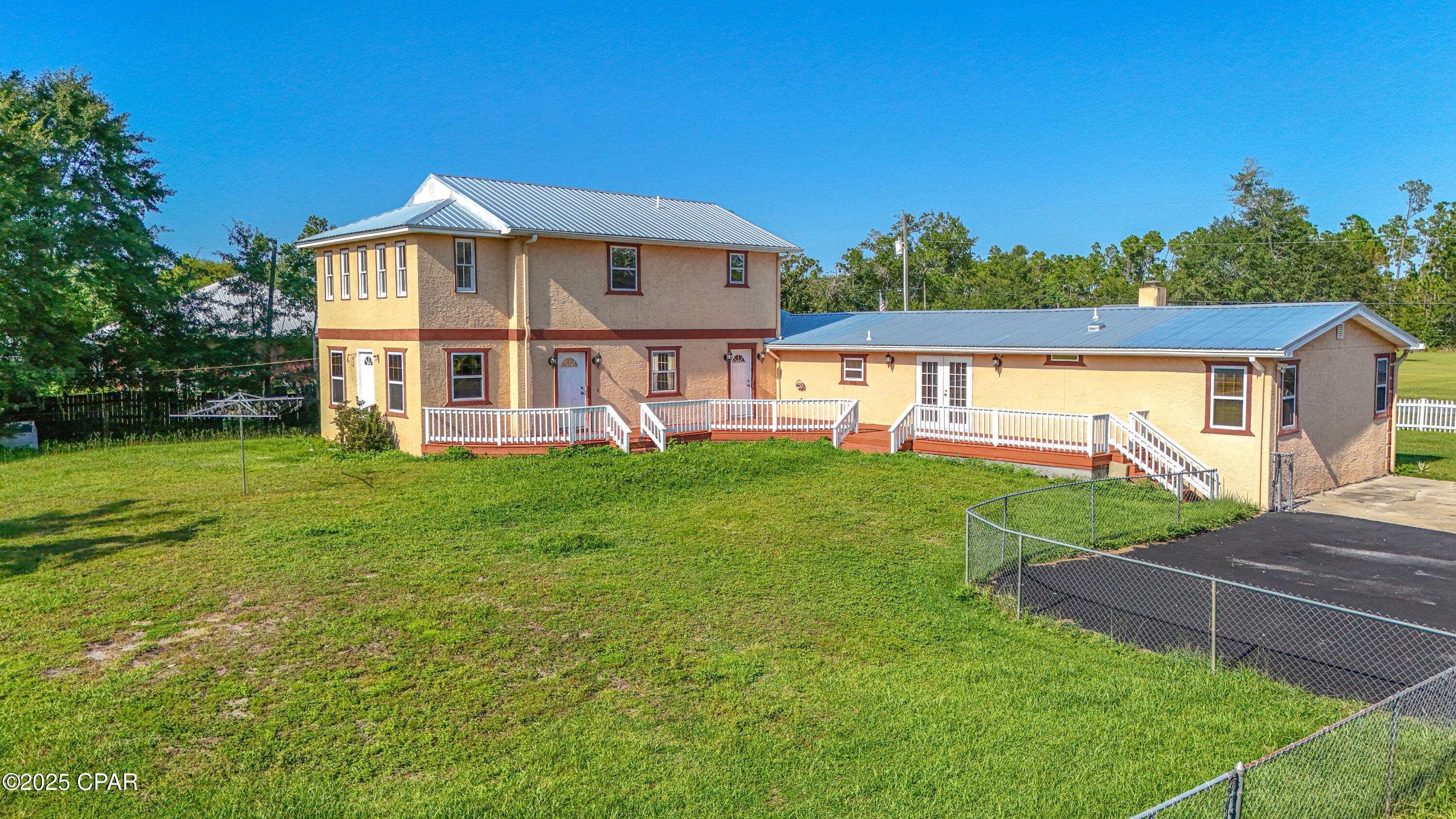 Bayhead Estates Unit 1 - Residential