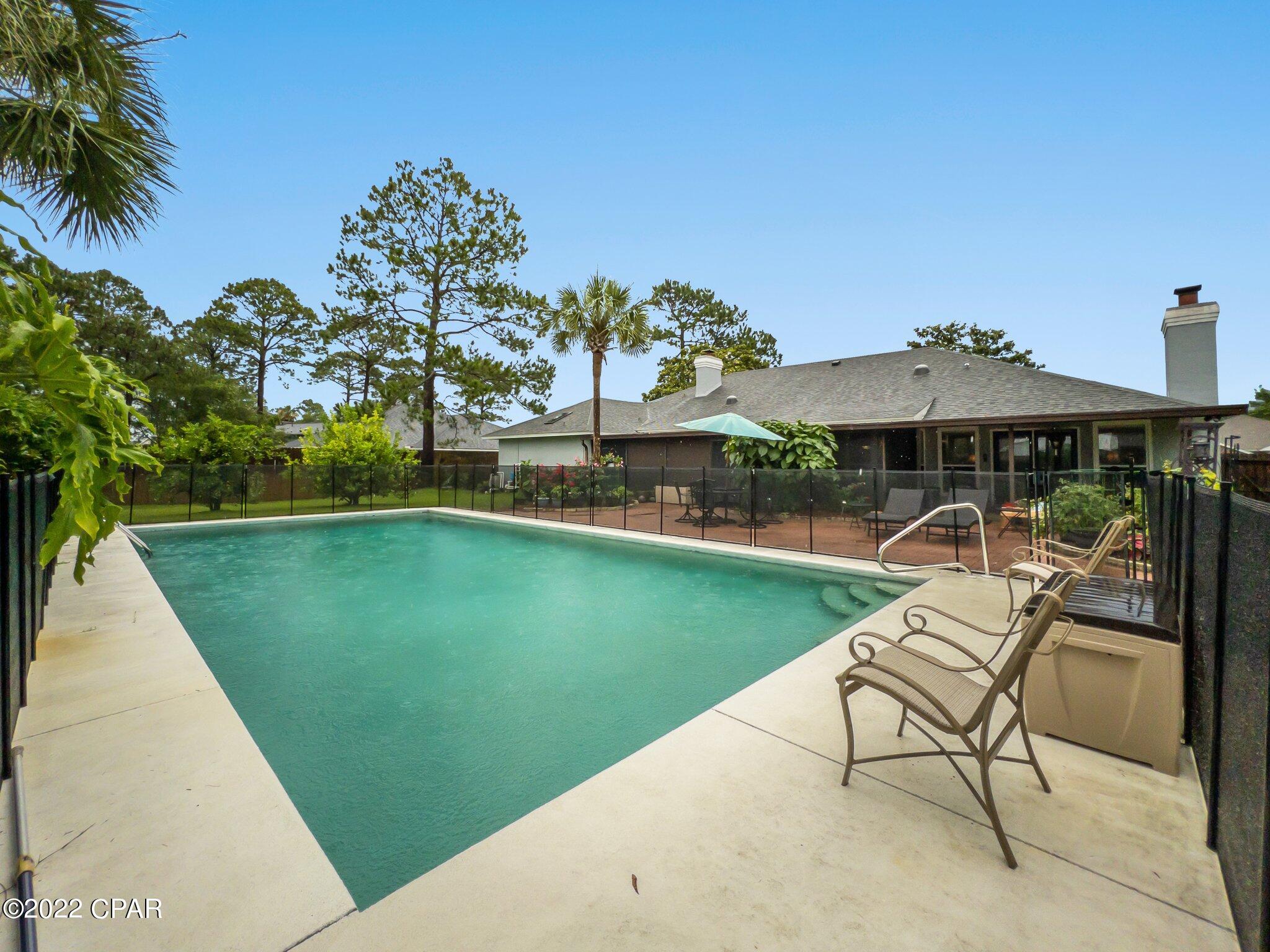 Colony Club Hrbr Ph 3 - Residential