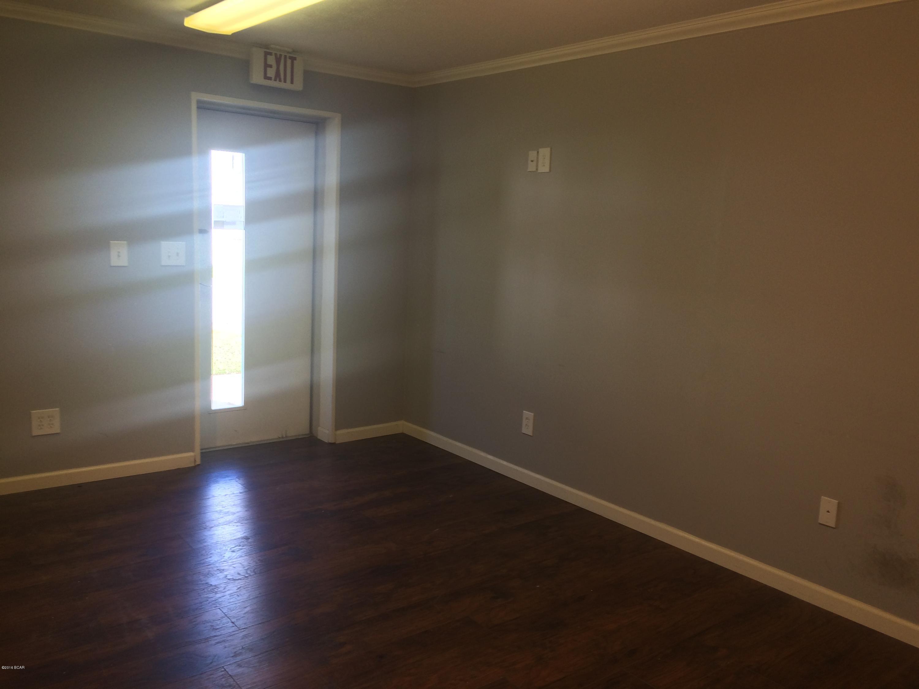 Mcelvey Commercial Park - Commercial Lease