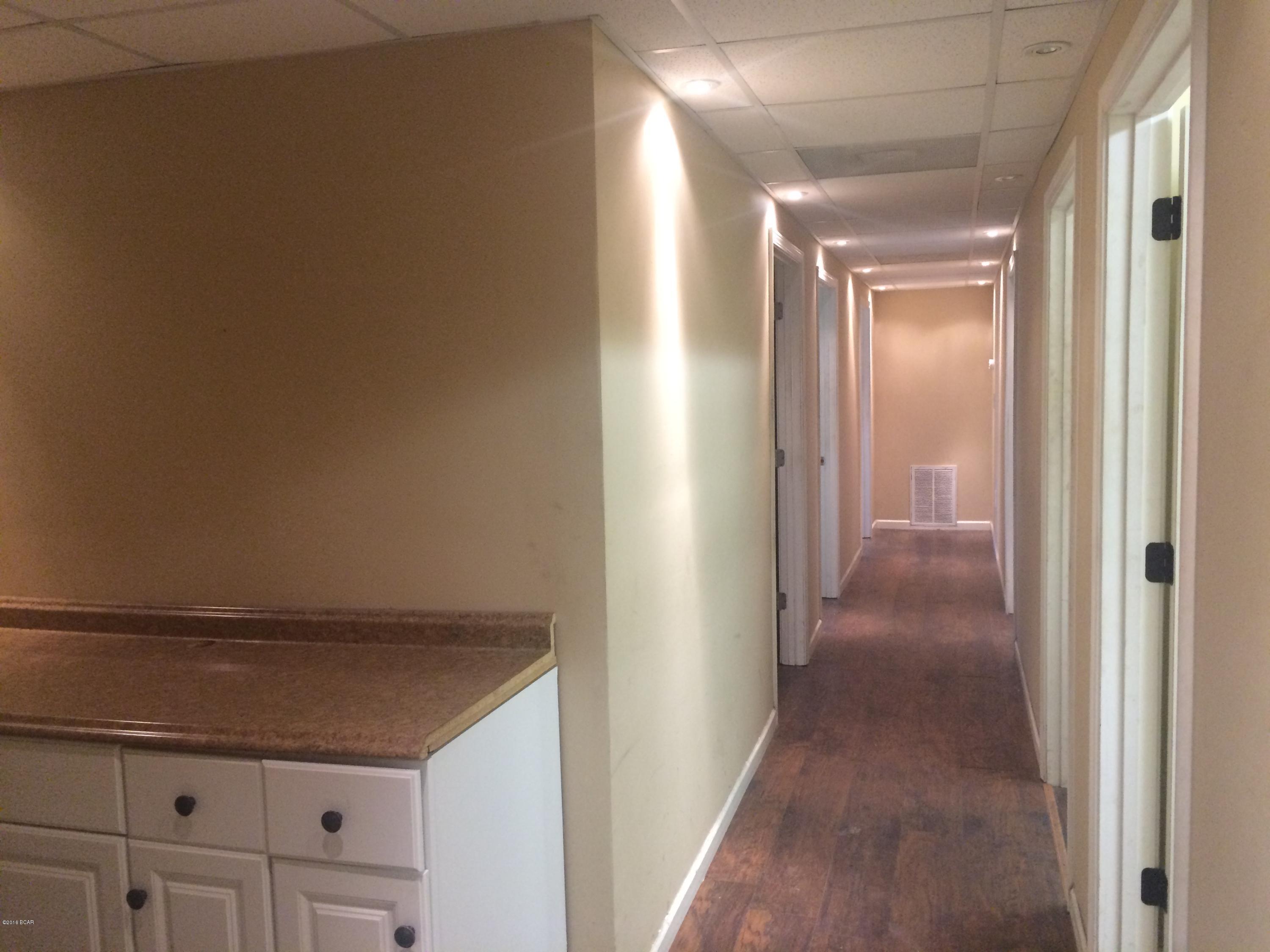 Mcelvey Commercial Park - Commercial Lease