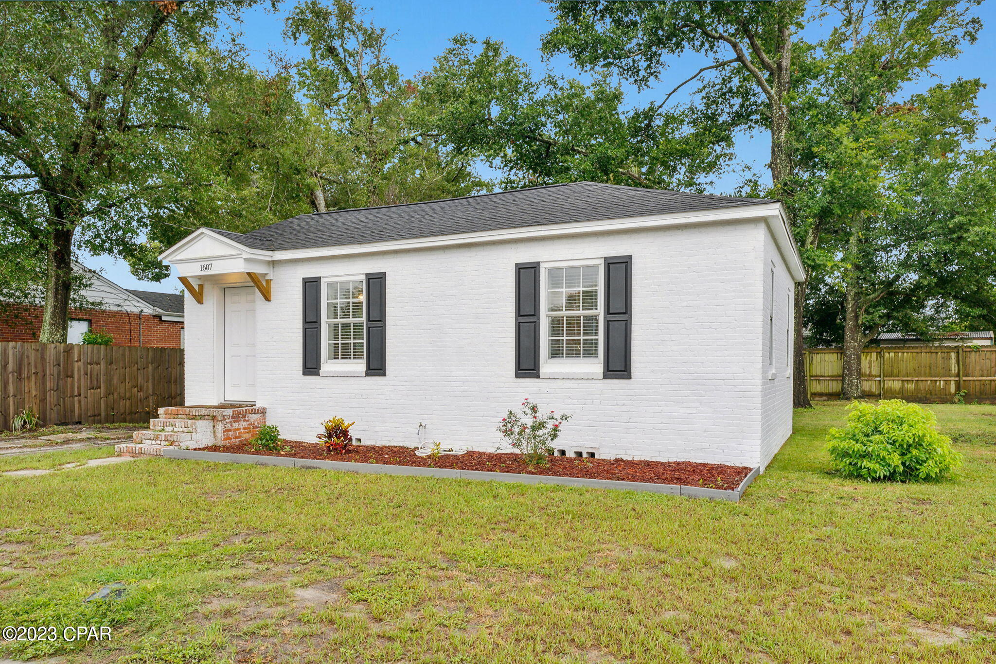 [No Recorded Subdiv] - Residential