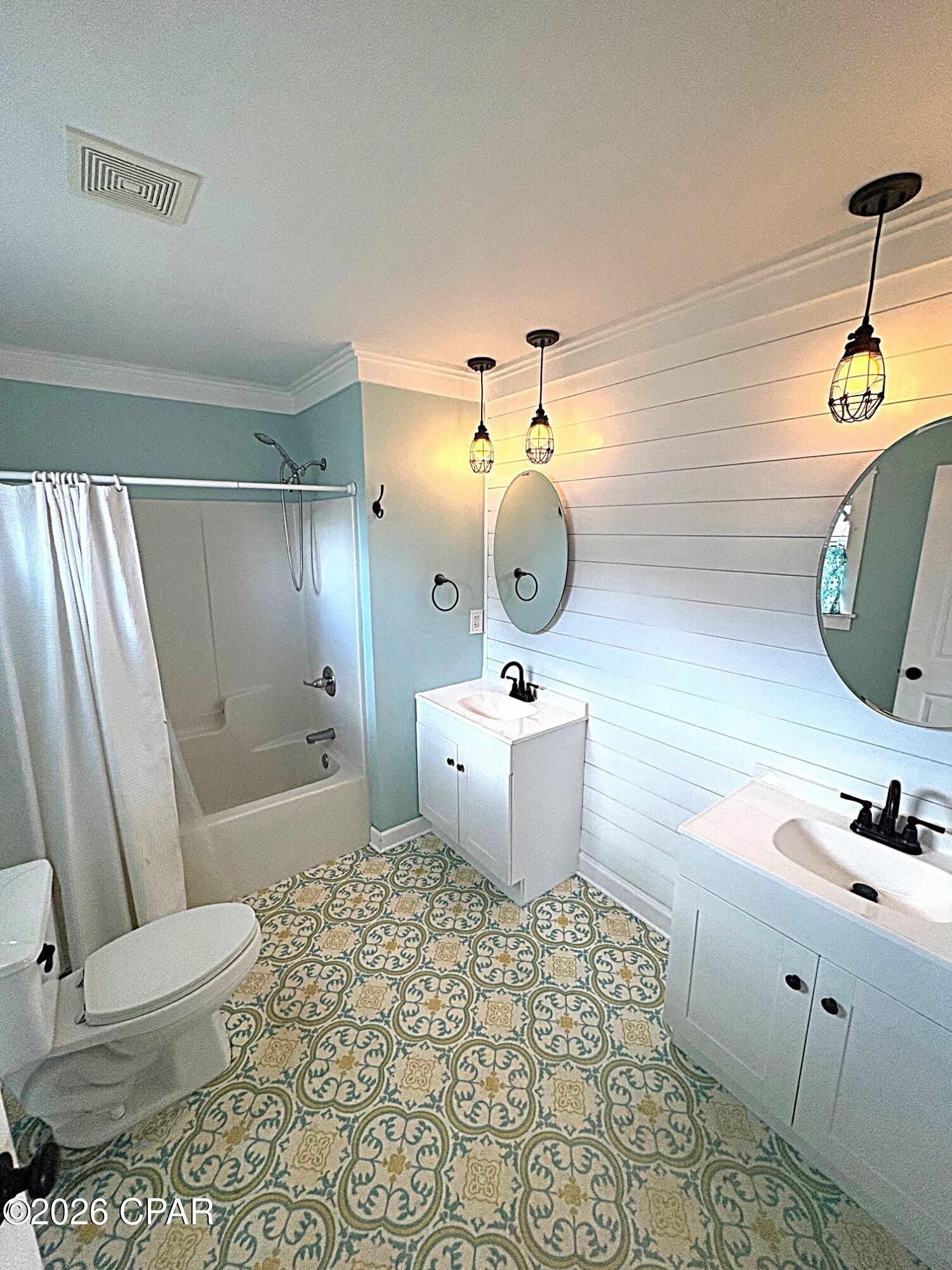 Country Club Hills #2 - Residential