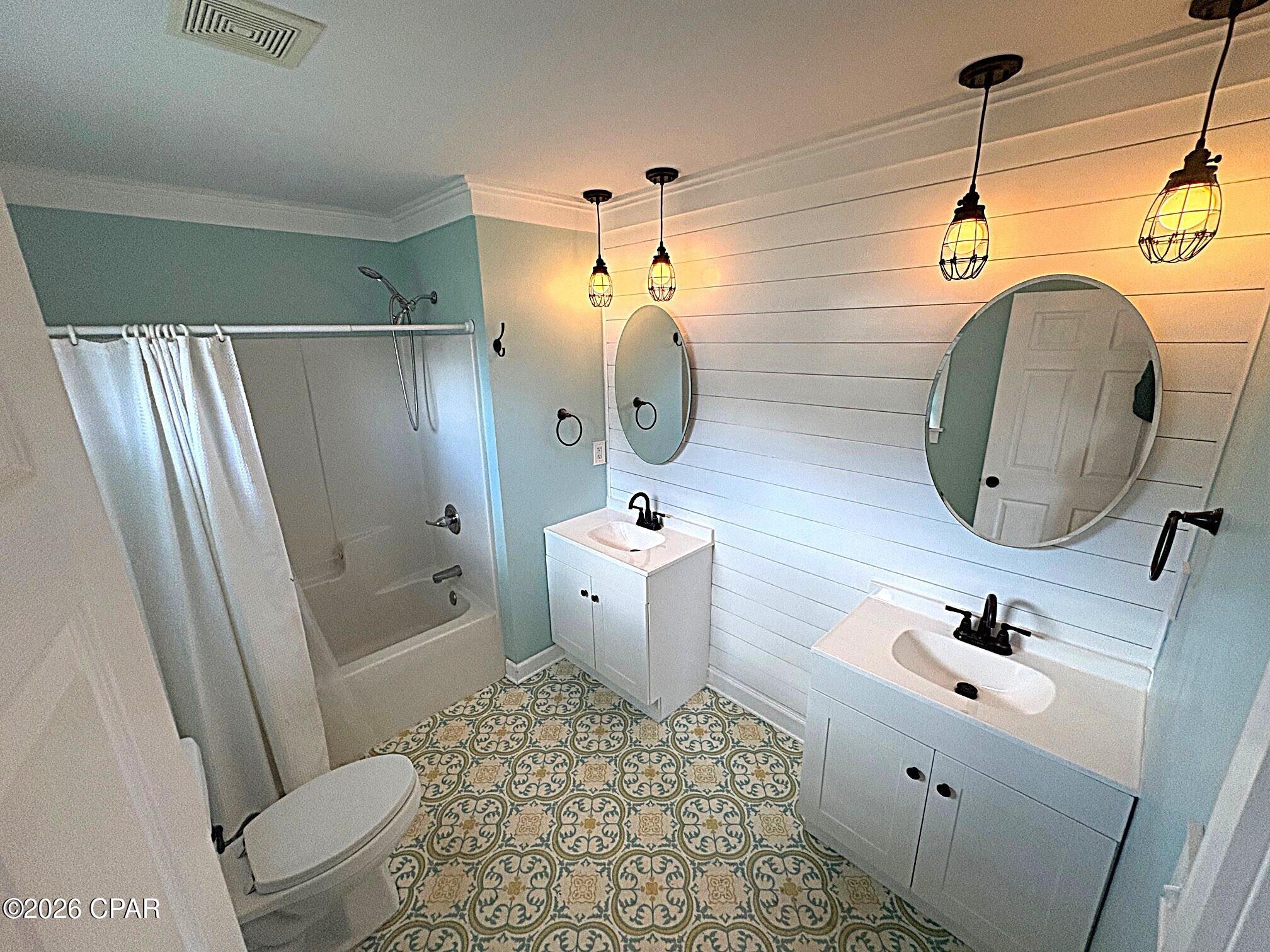 Country Club Hills #2 - Residential