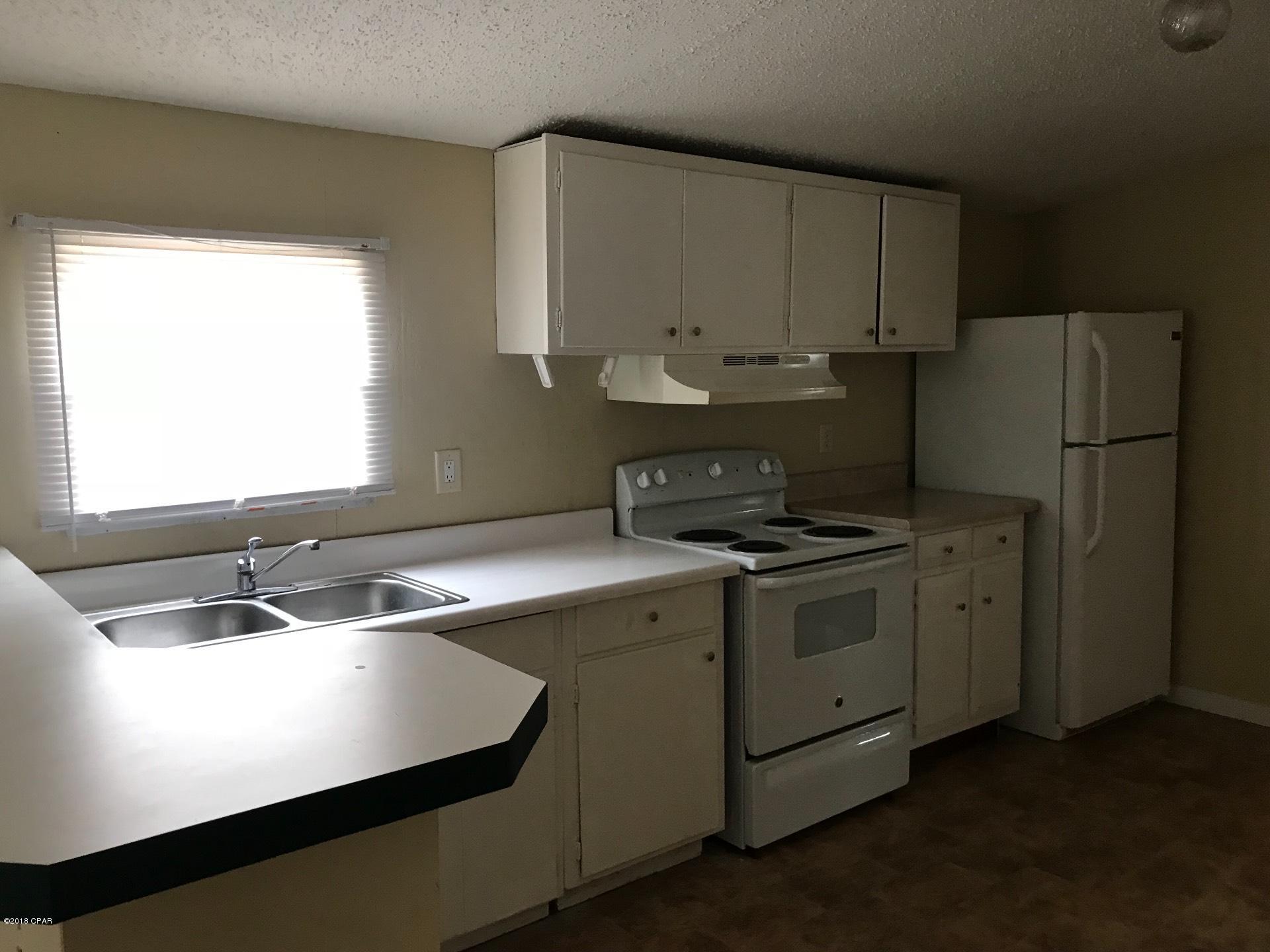 [No Recorded Subdiv] - Residential Lease