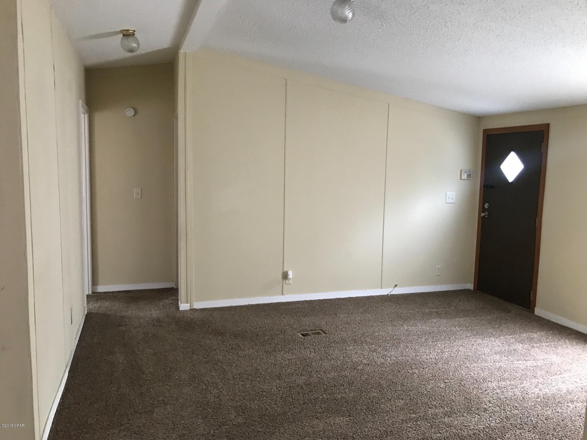 [No Recorded Subdiv] - Residential Lease