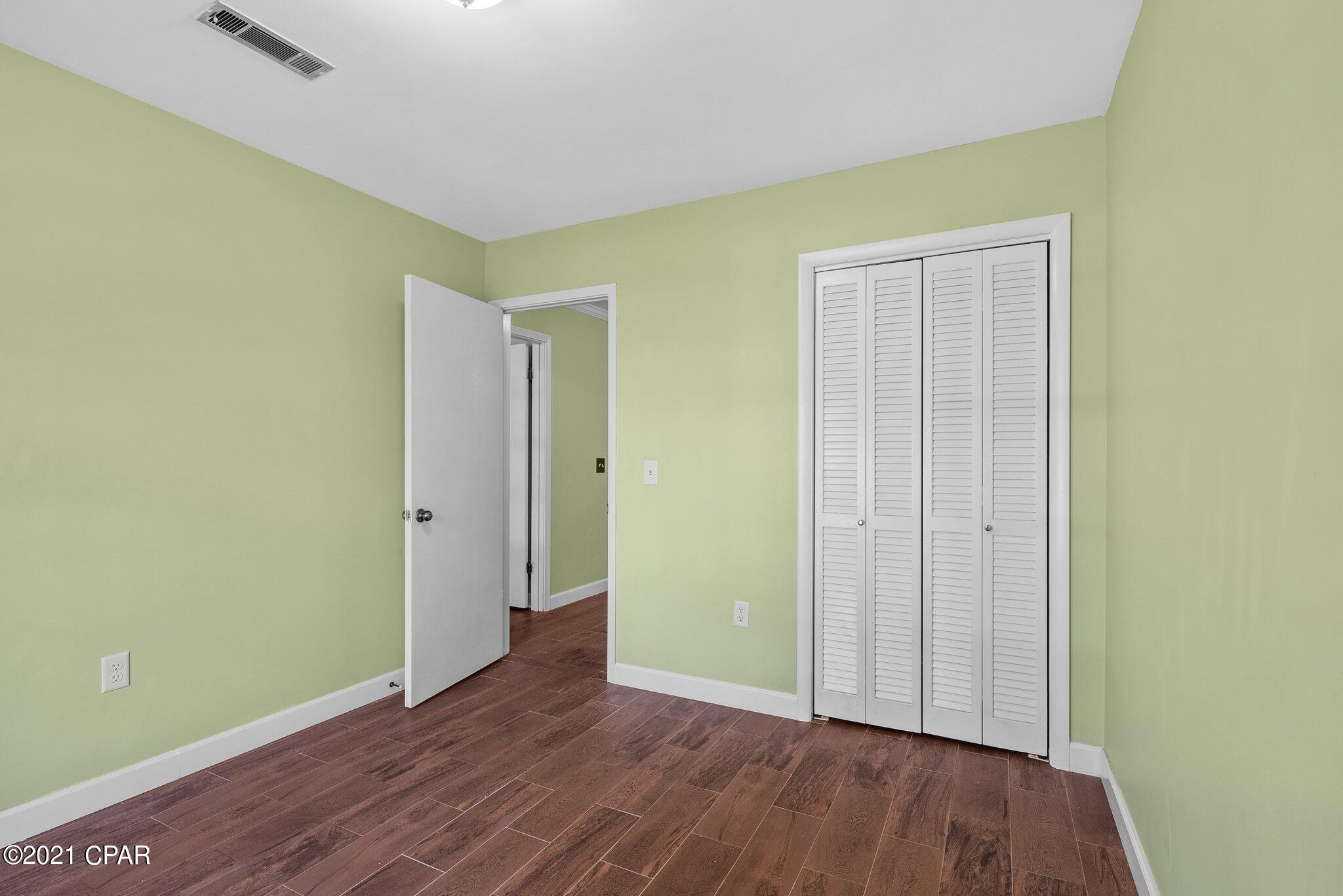 Dogwood Lakes - Residential