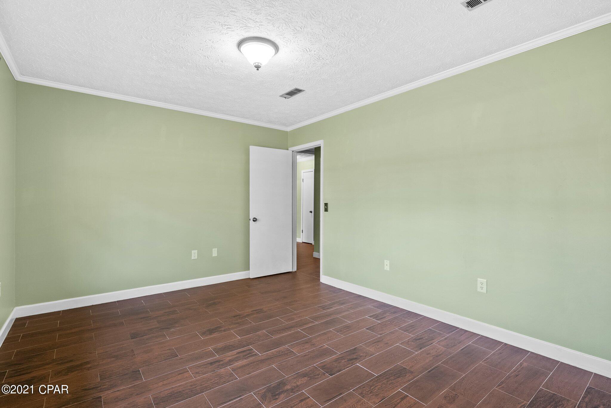 Dogwood Lakes - Residential