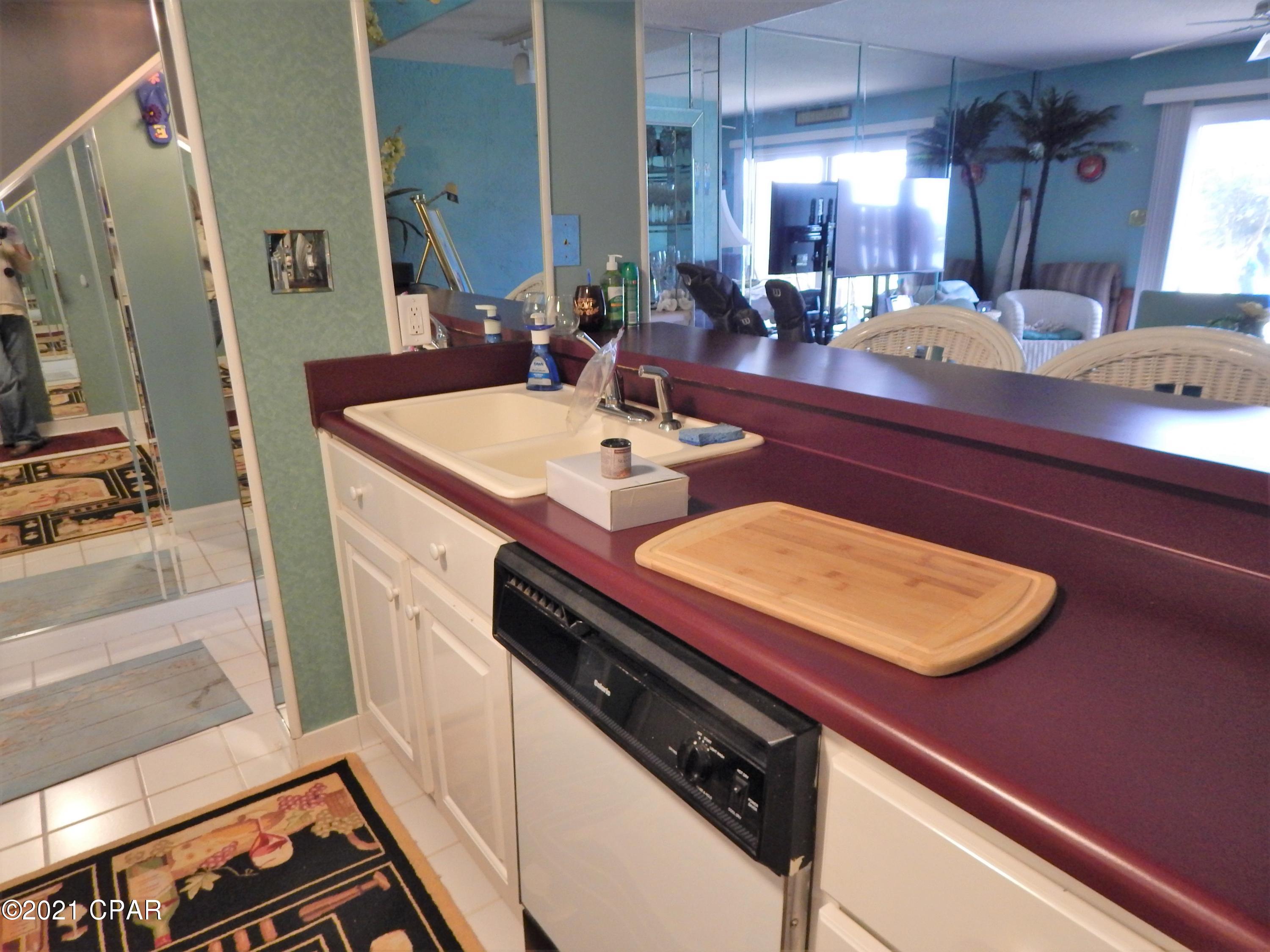 Palisades Condo Ph 1 - Residential