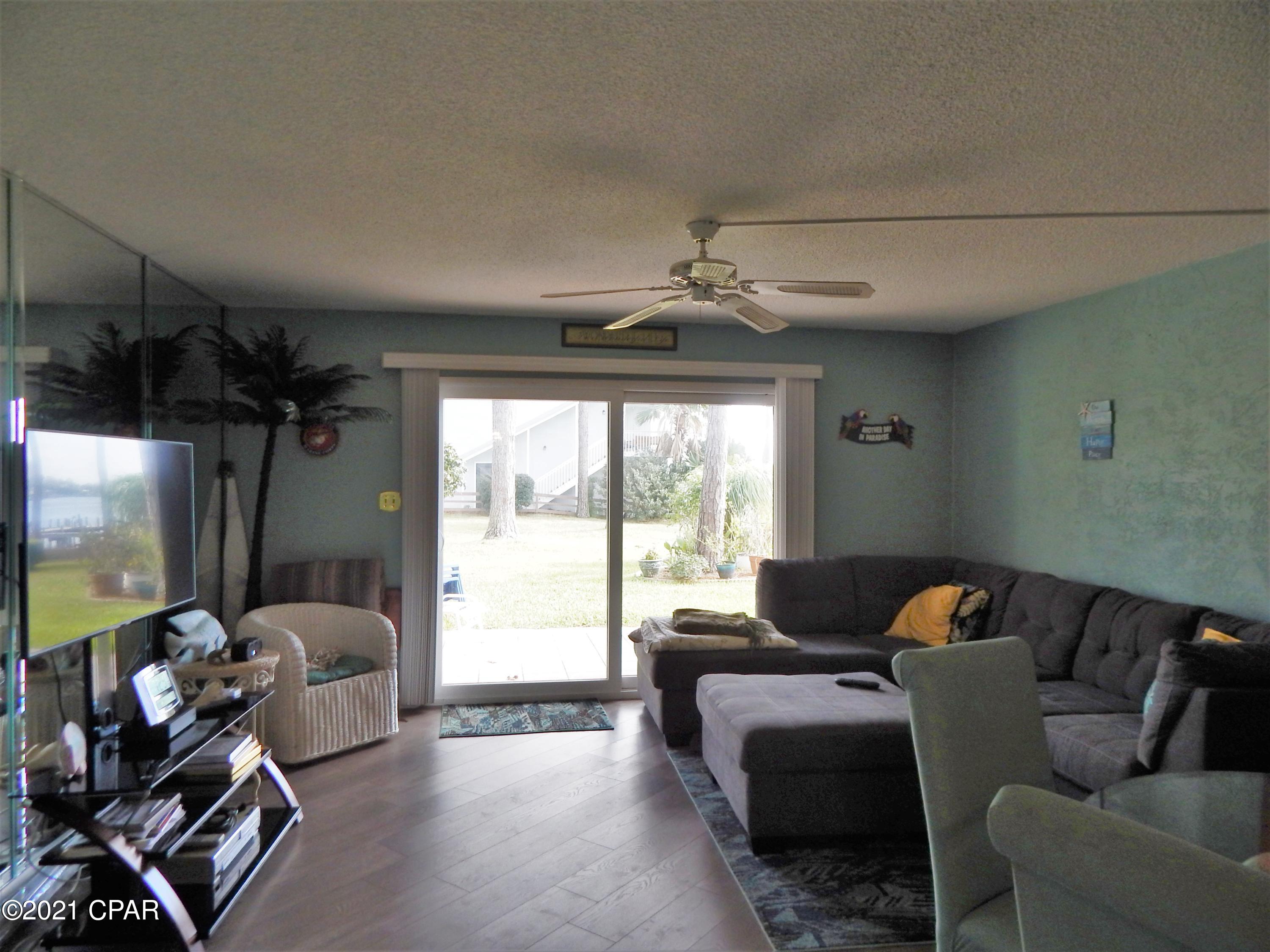 Palisades Condo Ph 1 - Residential