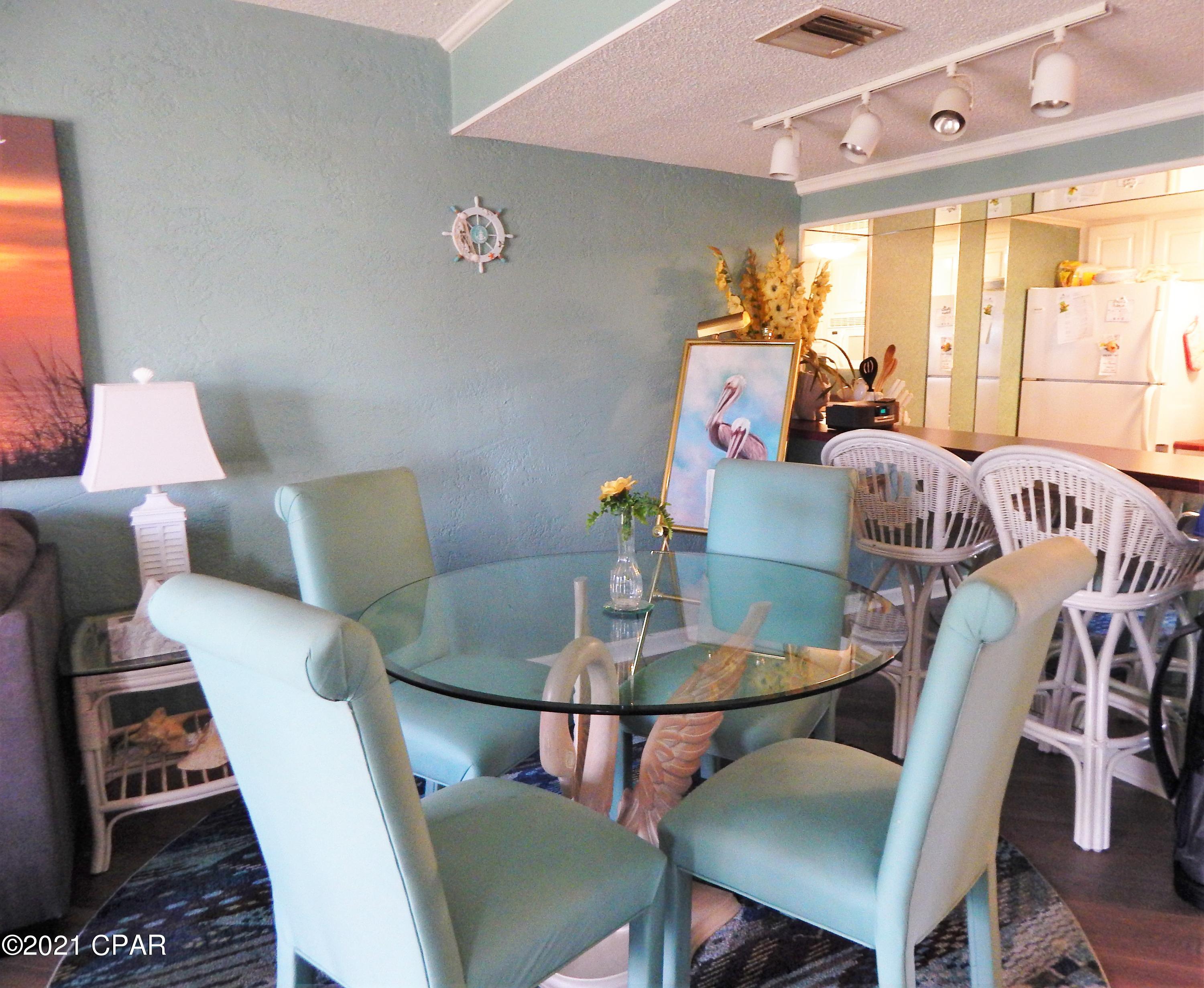 Palisades Condo Ph 1 - Residential