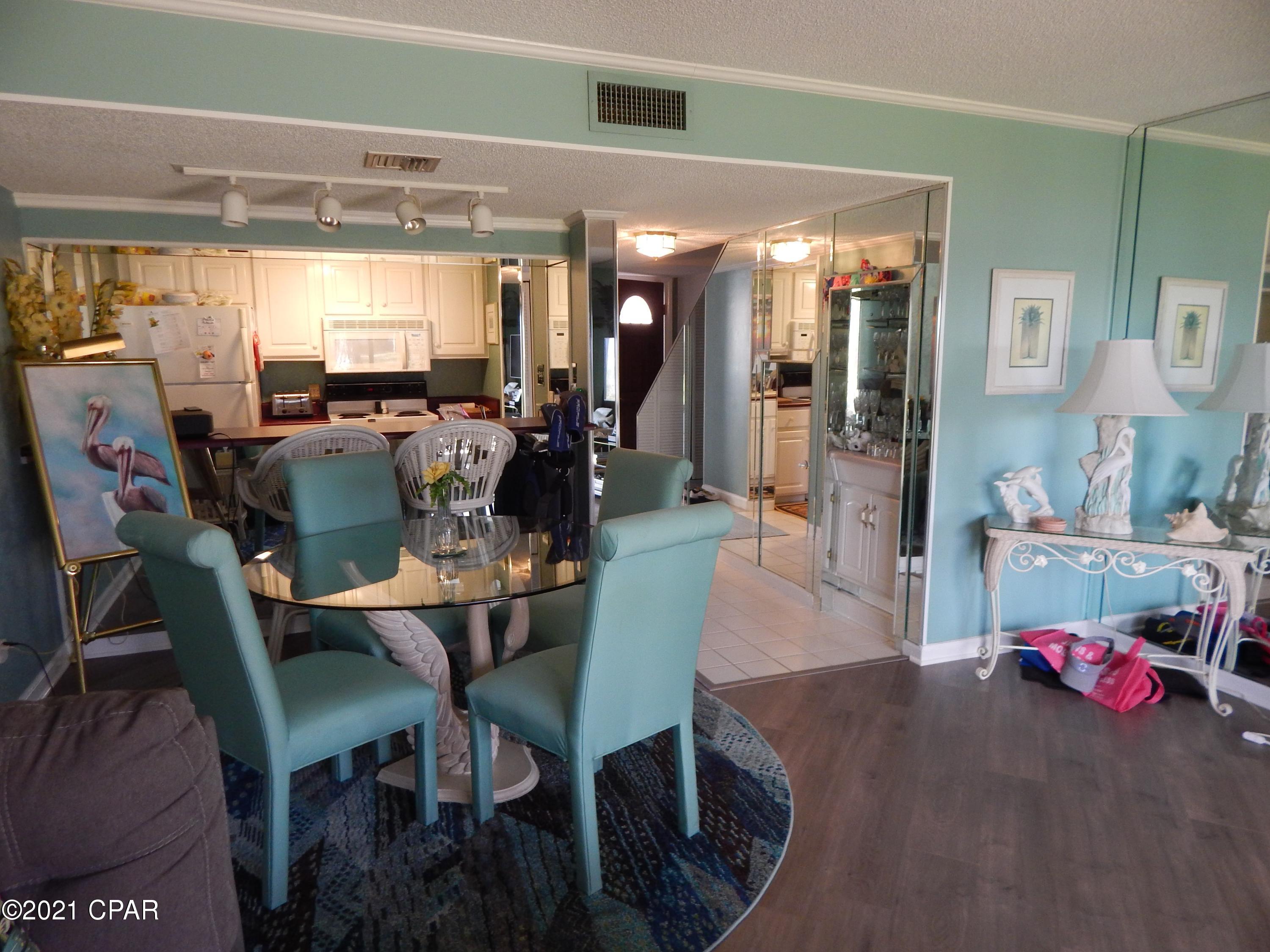 Palisades Condo Ph 1 - Residential